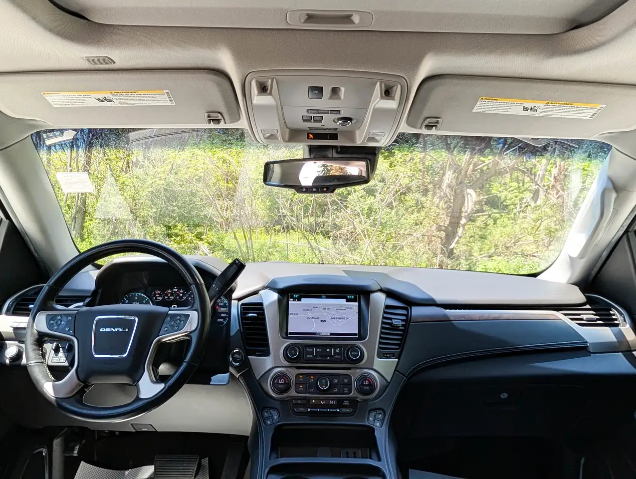 GMC Yukon снимка GMC Yukon