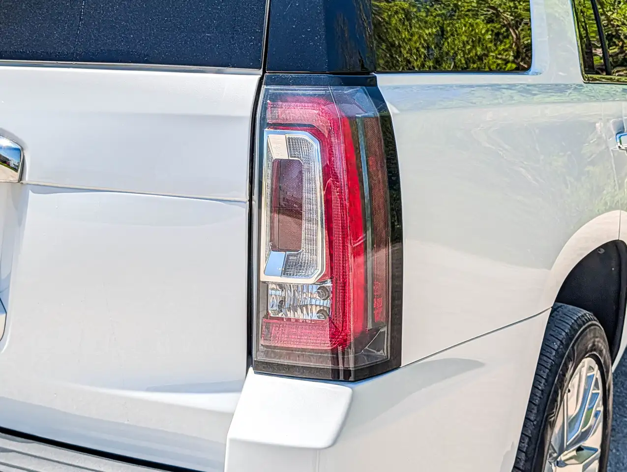 GMC Yukon снимка GMC Yukon