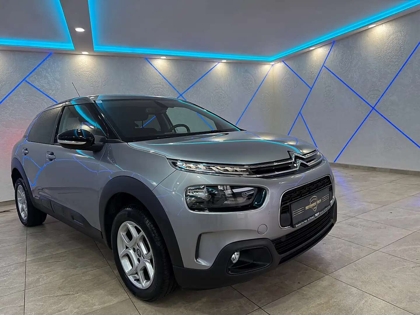 Citroen C4 Cactus PureTech S&S EAT6 Shine*AUTOMATIK*NAVI*1.BESITZ* Gris - 1
