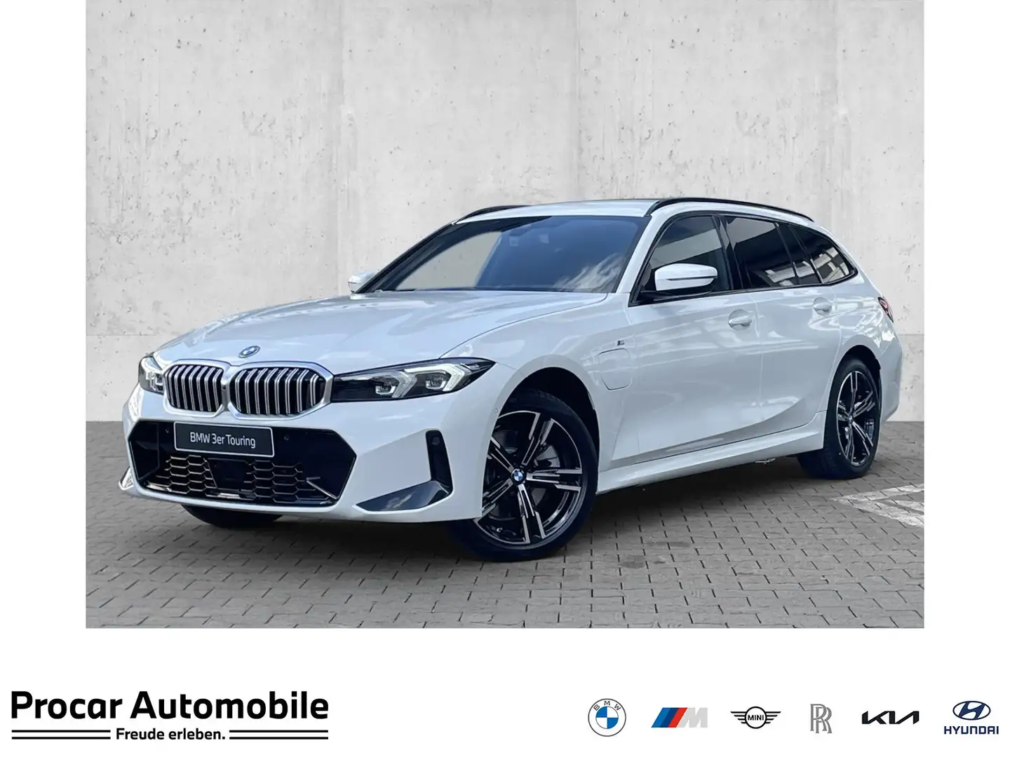 BMW 330 e xDrive Touring M Sport AHK DA PA+ HiFi 18" Weiß - 1