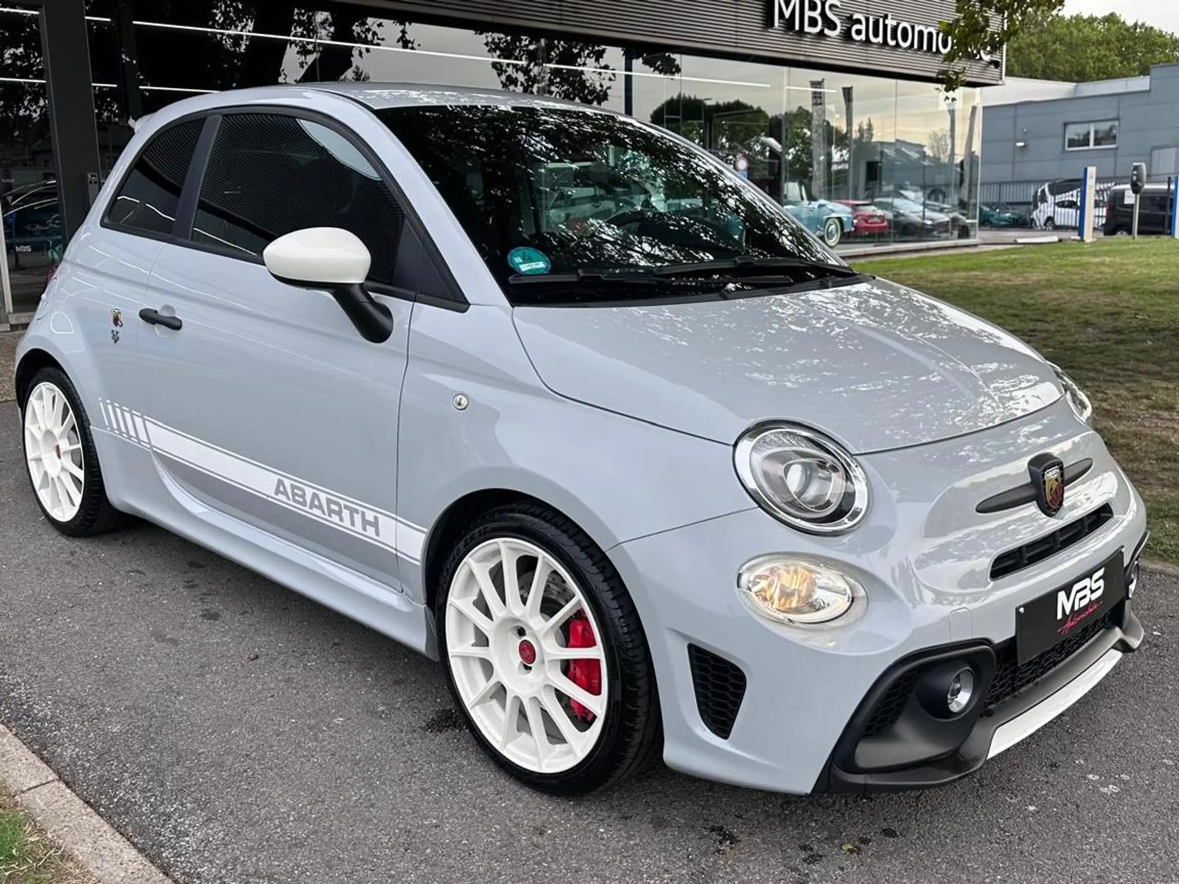 Fiat 595 Abarth *595 *Abarth *Competizione* 180CH*  PACK CARBONE* 1PROP* GARANTIE 12 MOIS* — photo 5