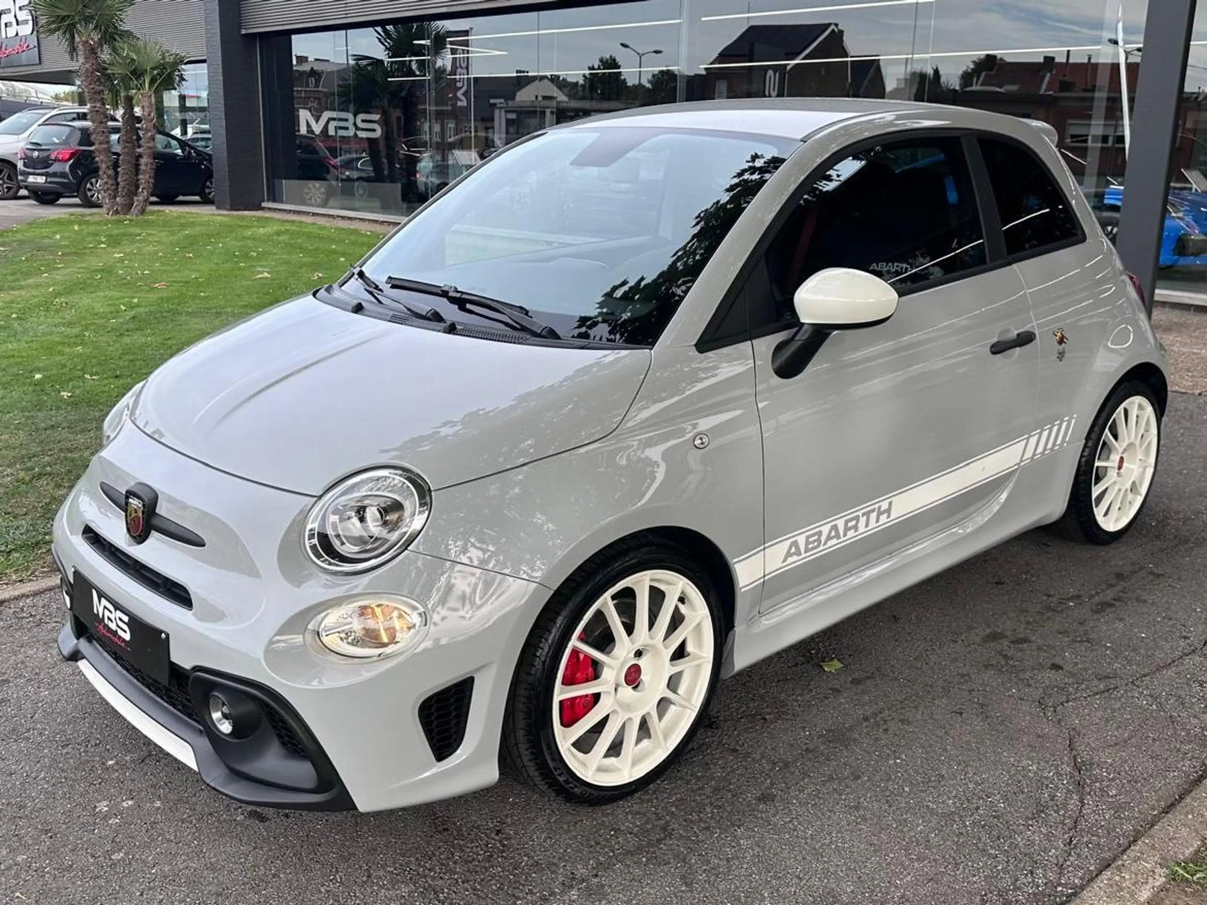 Fiat 595 Abarth *595 *Abarth *Competizione* 180CH*  PACK CARBONE* 1PROP* GARANTIE 12 MOIS* — photo 2