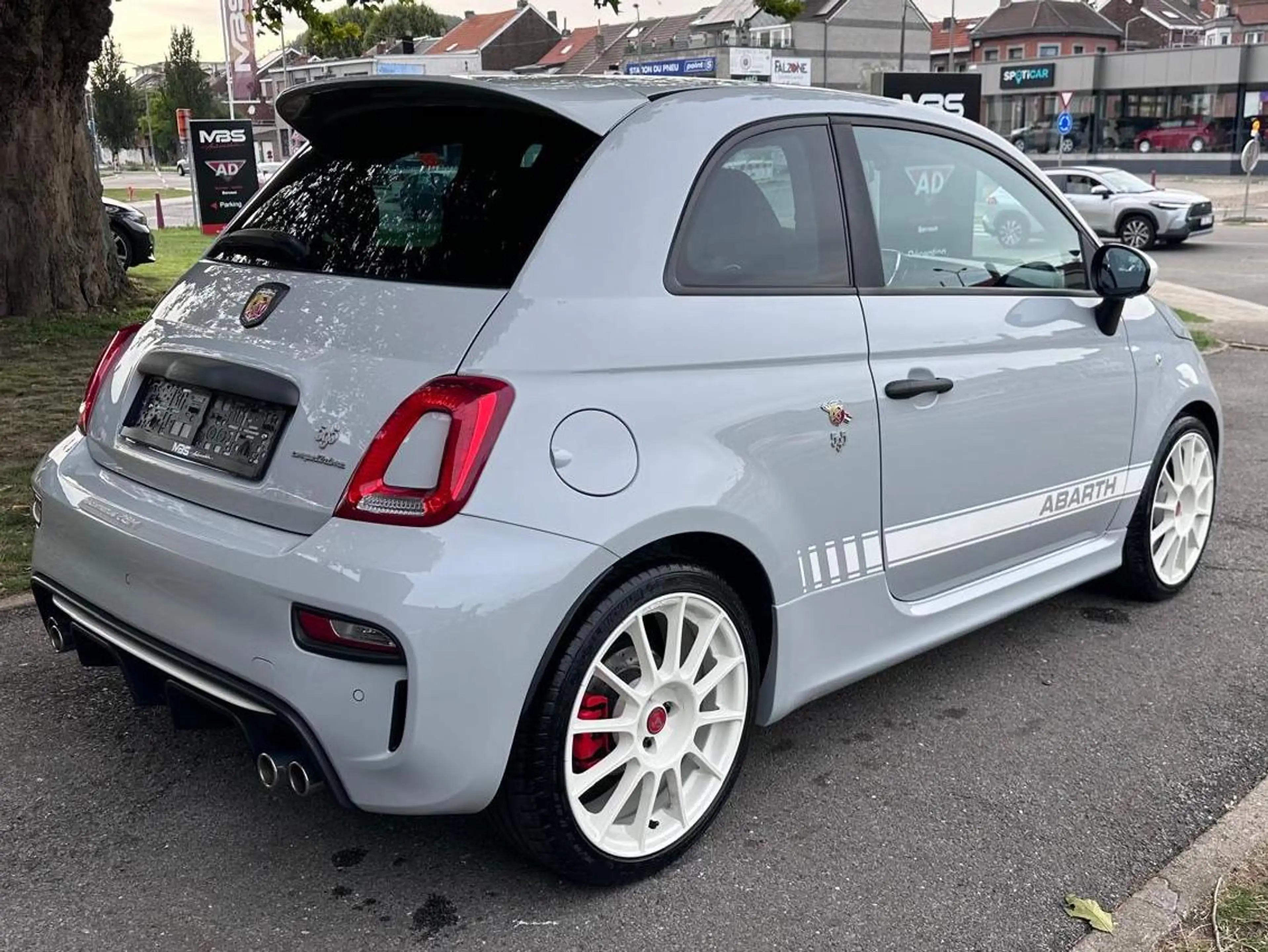 Fiat 595 Abarth *595 *Abarth *Competizione* 180CH*  PACK CARBONE* 1PROP* GARANTIE 12 MOIS* — photo 7