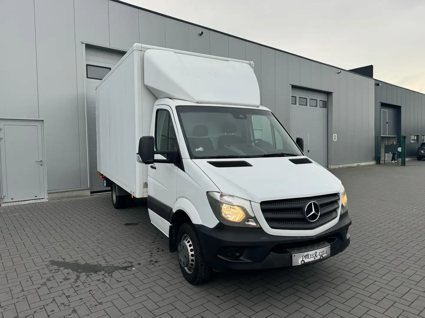 Mercedes-Benz Sprinter ELEVATEUR / TVA RECUPERABLE /68354 KM /1 ER MAIN Blanc - 1