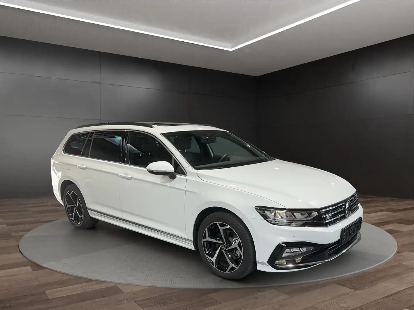 Volkswagen Passat Variant Business 4Motion R-Line 2.0 TDI Bianco - 2