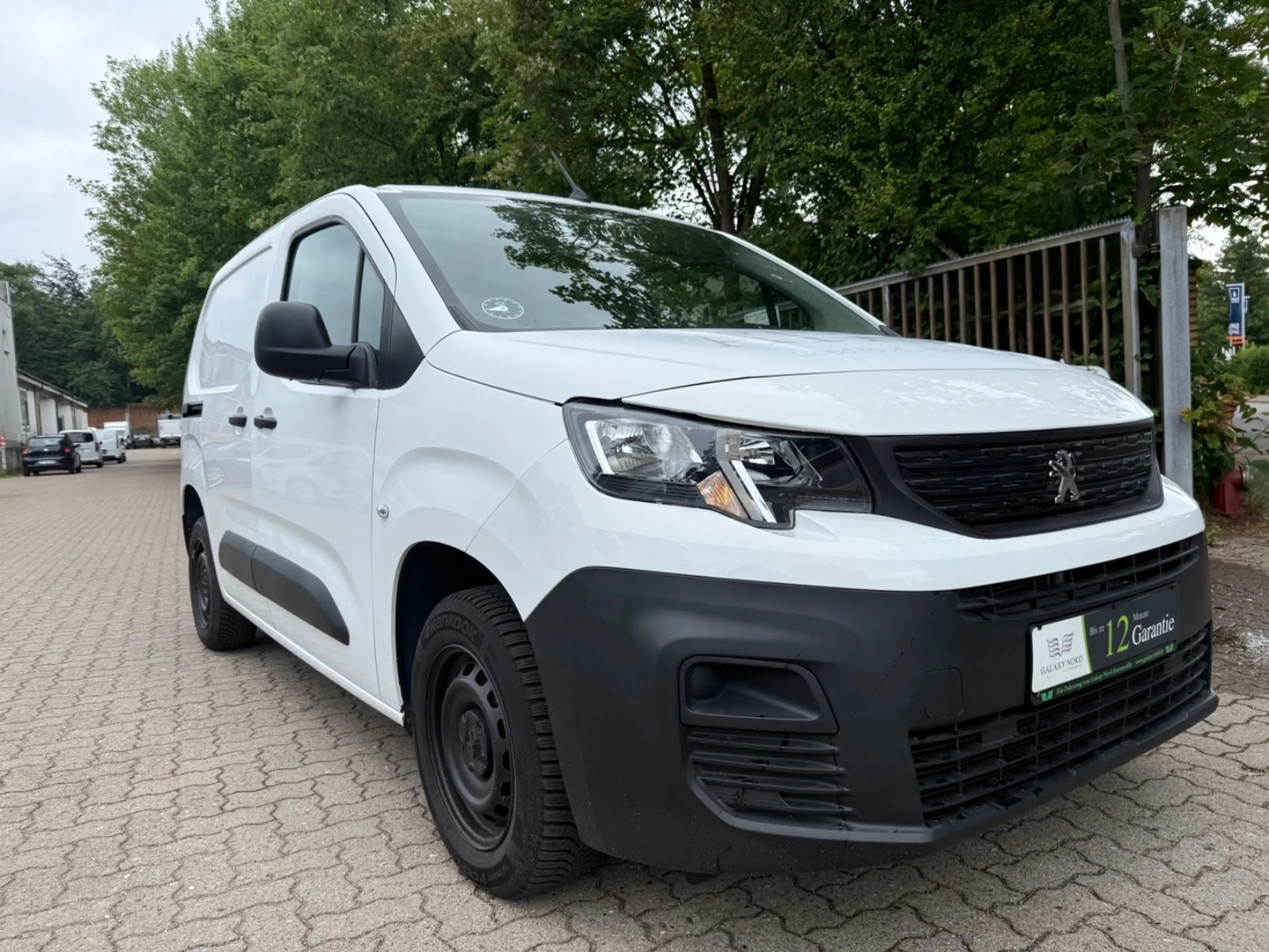 Peugeot Partner PARTNER PRO Benzin VOLL SERVICE KLIMA SHZ 21t KM — photo 3