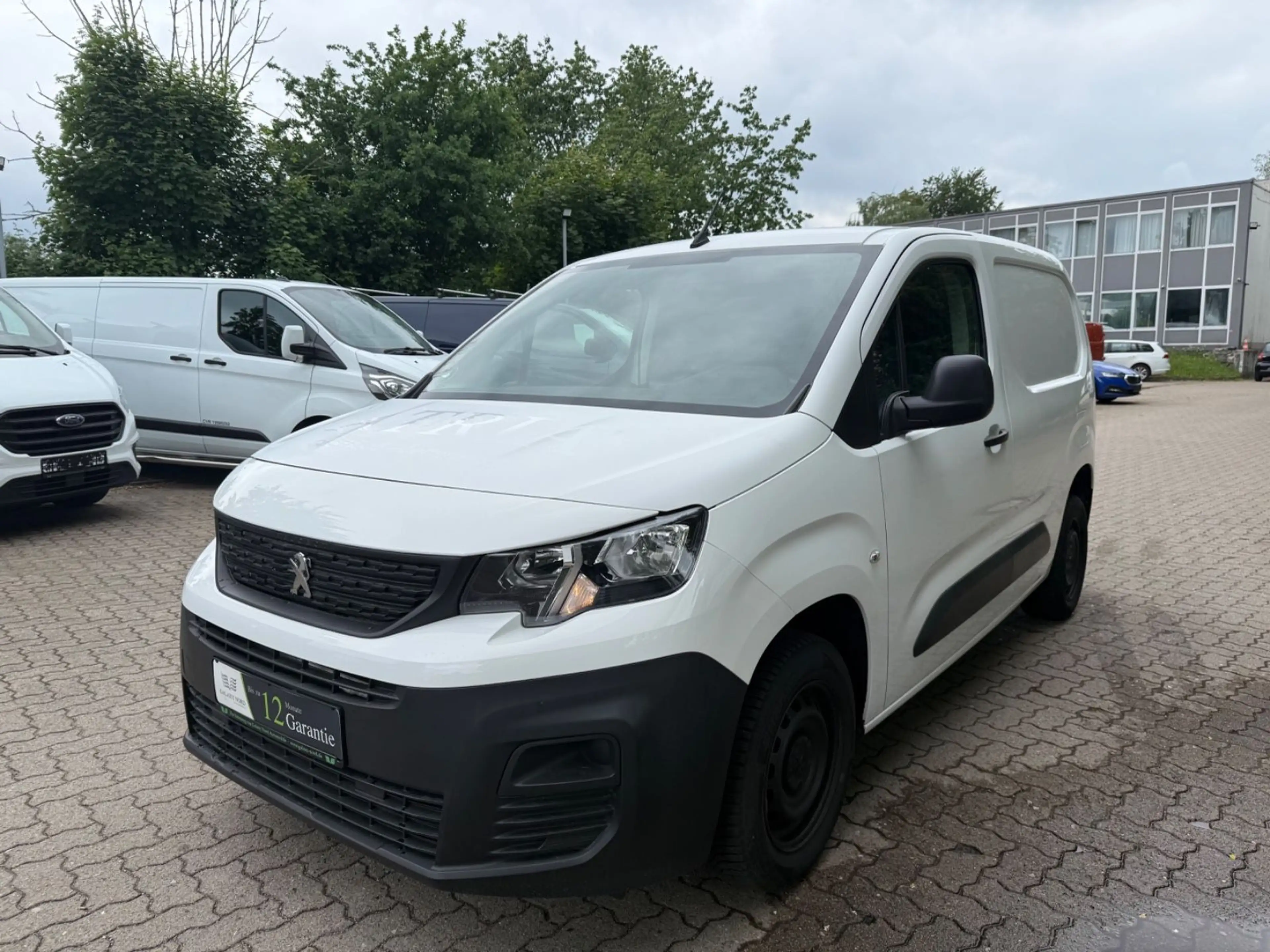 Peugeot Partner PARTNER PRO Benzin VOLL SERVICE KLIMA SHZ 21t KM