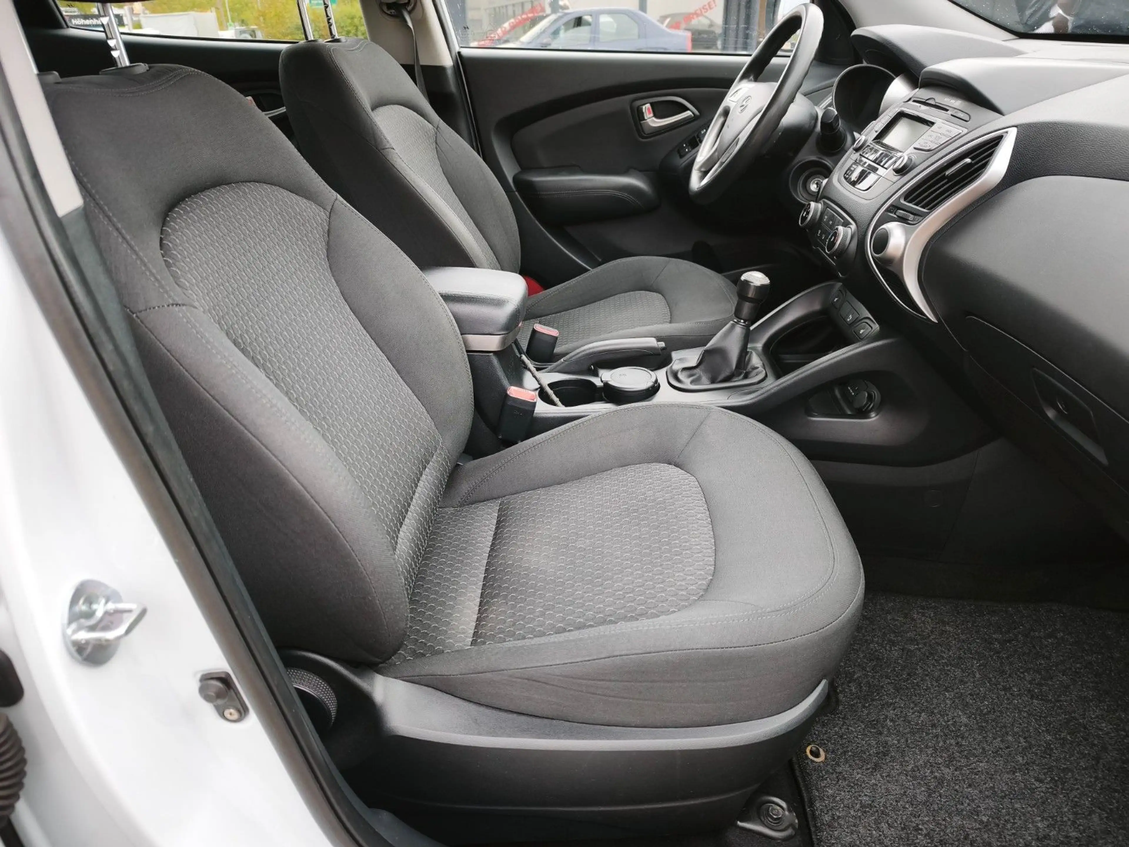 Hyundai iX35 Comfort 2WD — photo 11