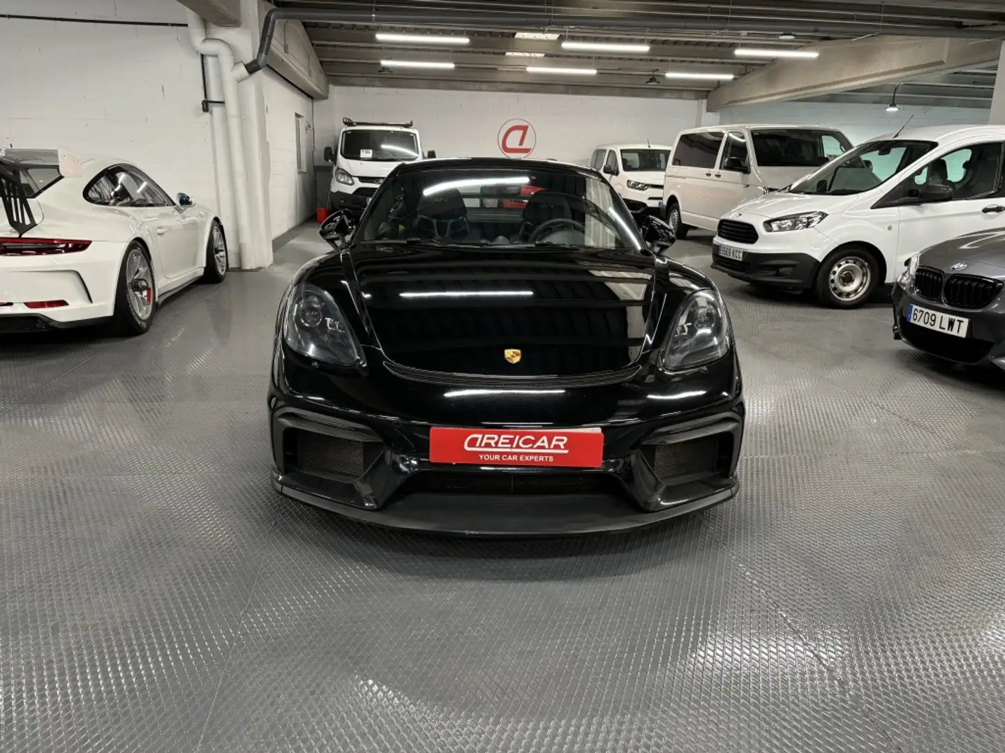 Porsche Cayman GT4 PDK Black - 2