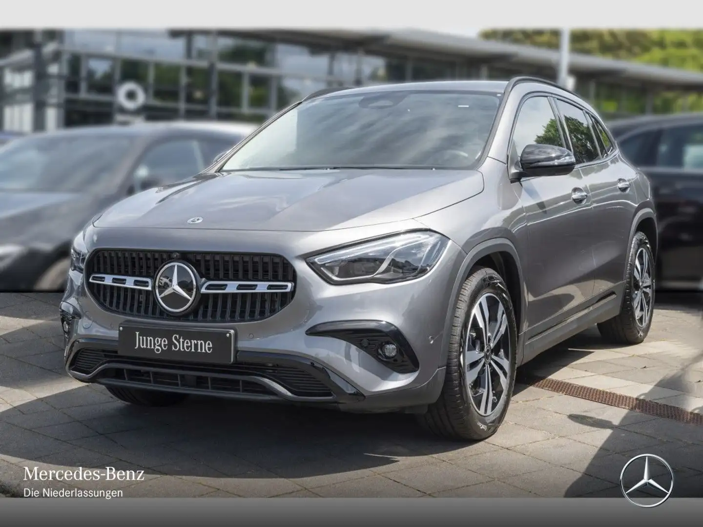 Mercedes-Benz GLA 220 d 4M PROGRESSIVE+NIGHT+360°+MULTIBEAM+8G Grau - 2
