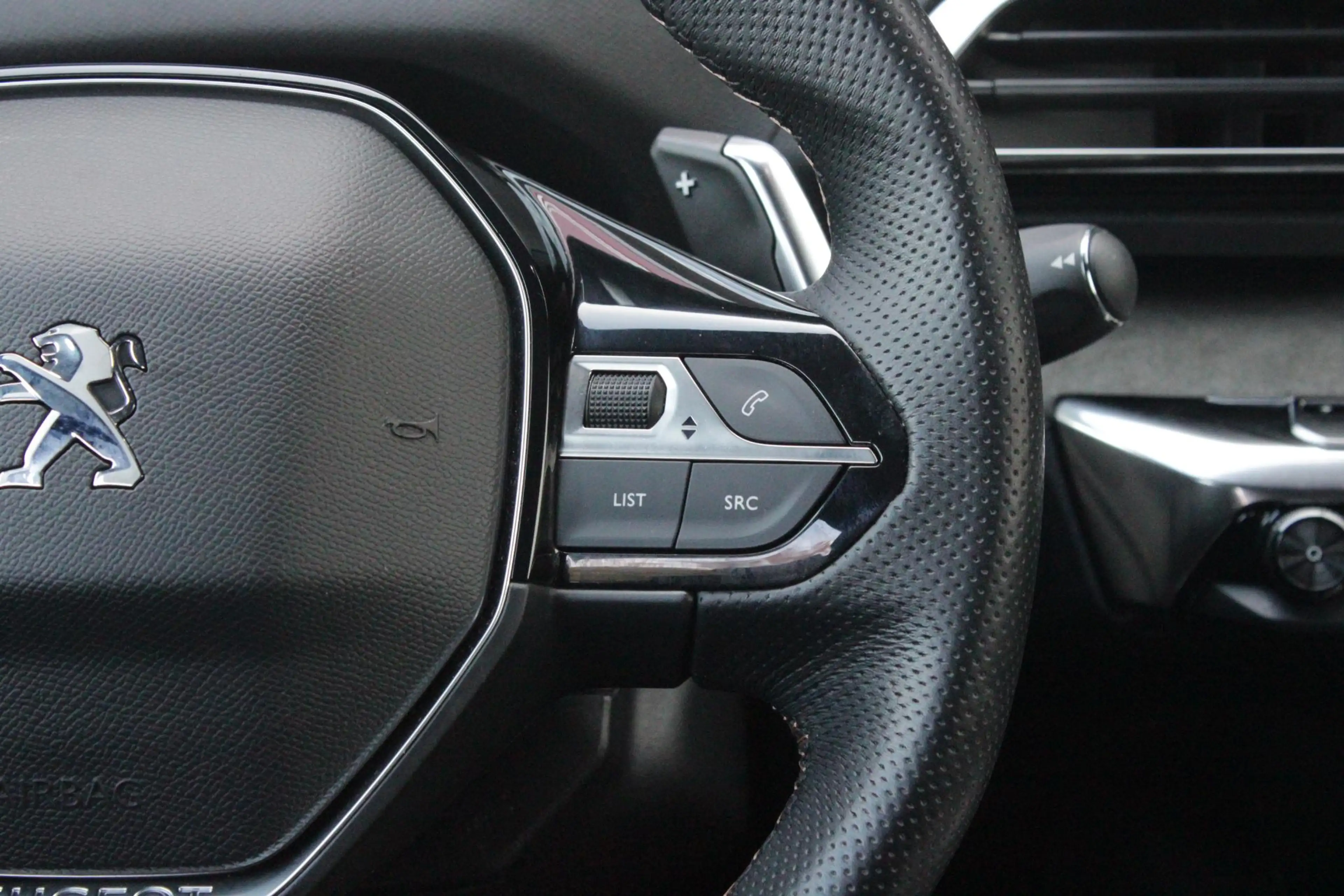 Peugeot 3008 1.6 HYbrid 225PK GT PACK BUSINESS BLACK PACK | AFN — photo 17