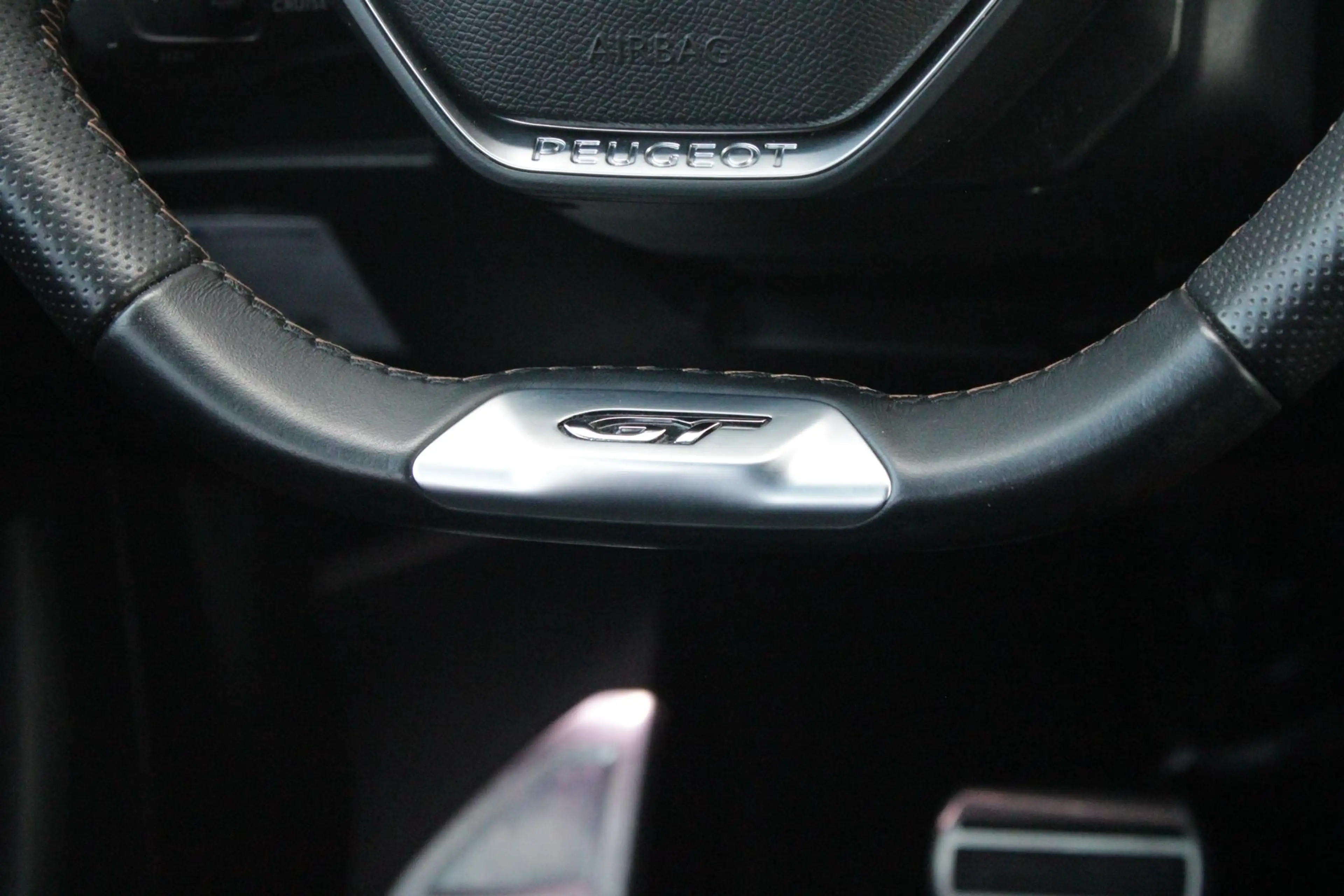 Peugeot 3008 1.6 HYbrid 225PK GT PACK BUSINESS BLACK PACK | AFN — photo 32