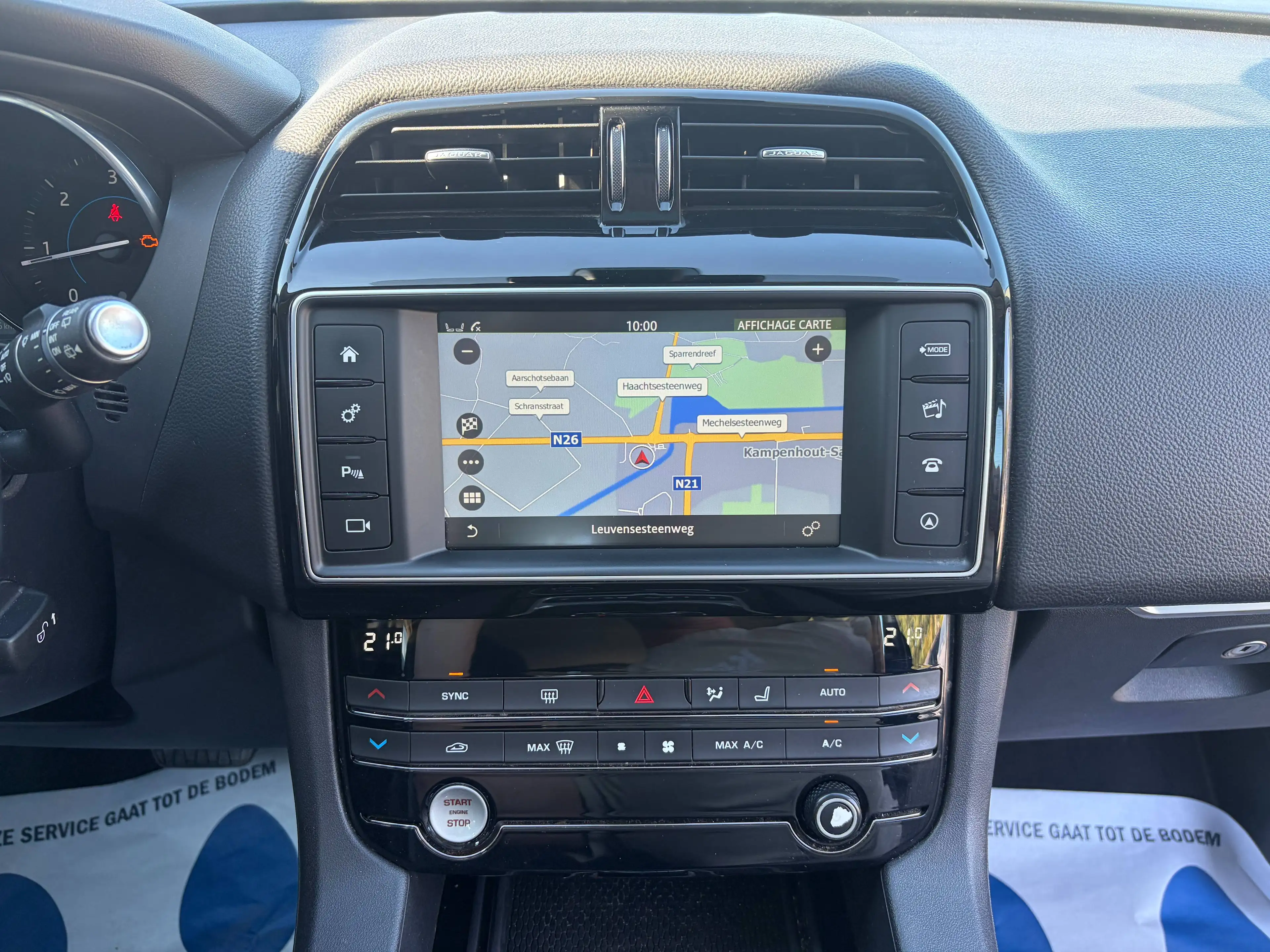 Jaguar F-Pace F-Pace 2.0 D AWD Prestige — photo 14
