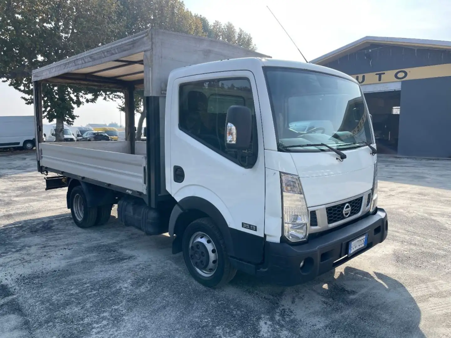Nissan Cabstar CENTINATO EURO 6 [C26] Blanc - 2