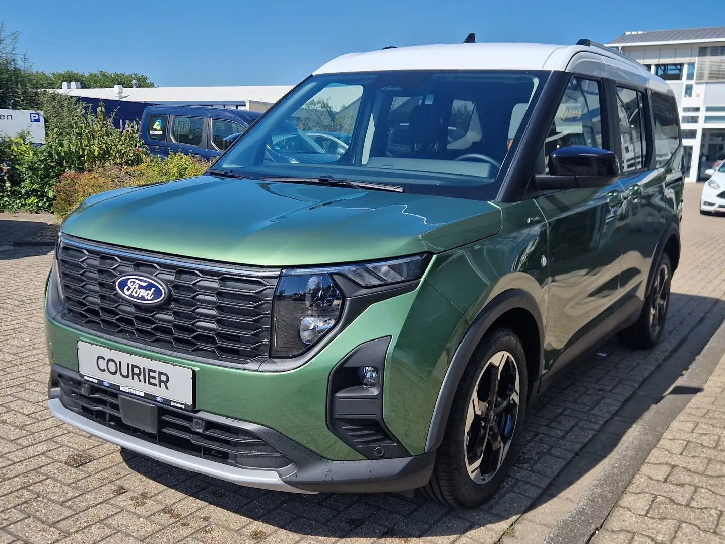 Ford Tourneo Courier Active Vert - 1