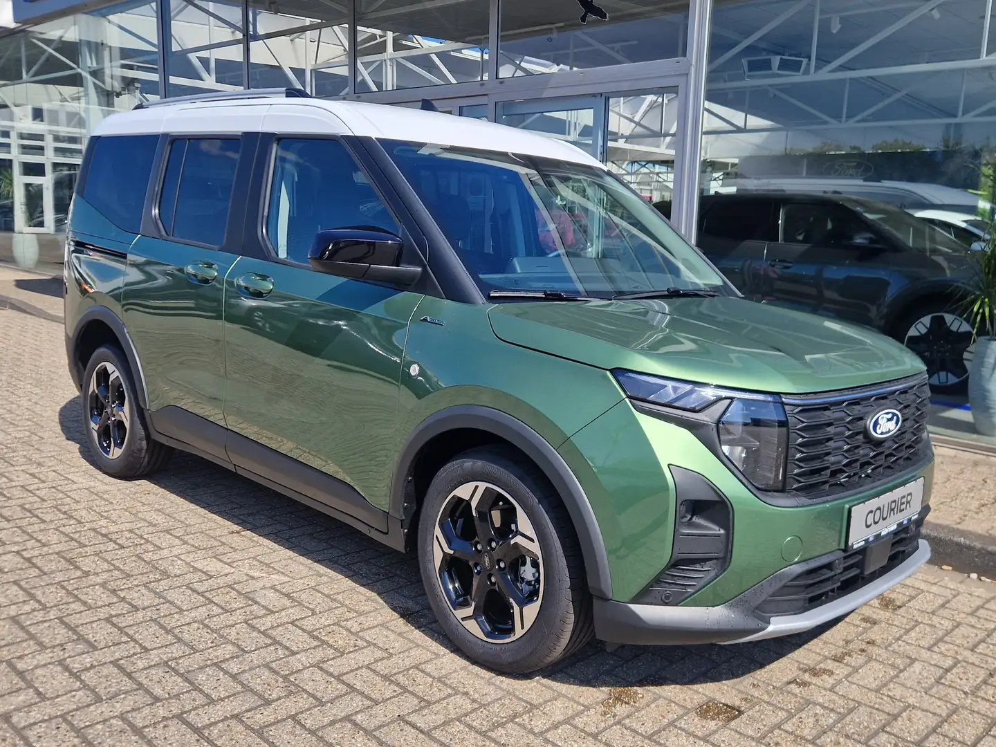 Ford Tourneo Courier Active Vert - 2
