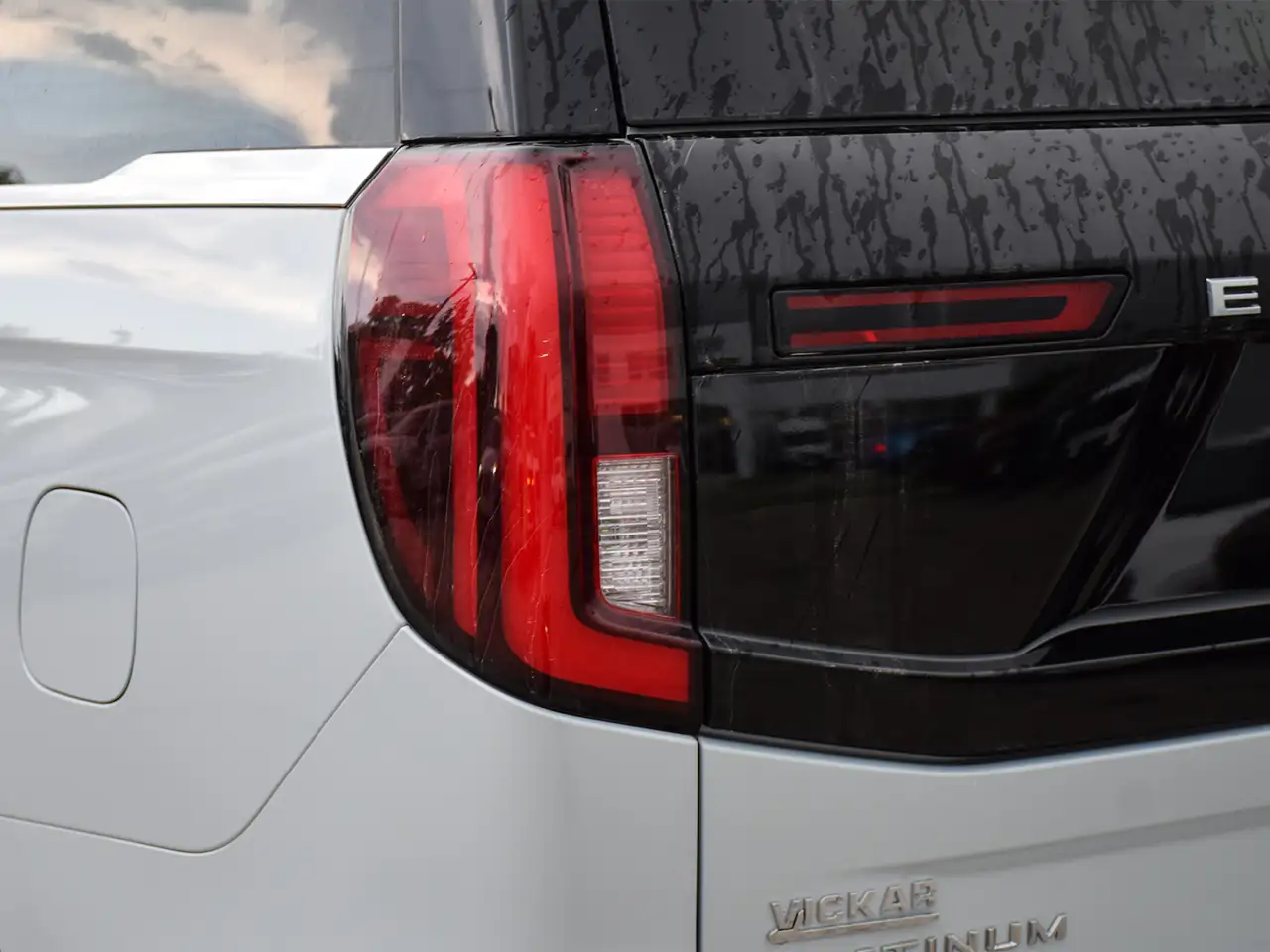 Ford Expedition снимка Ford Expedition