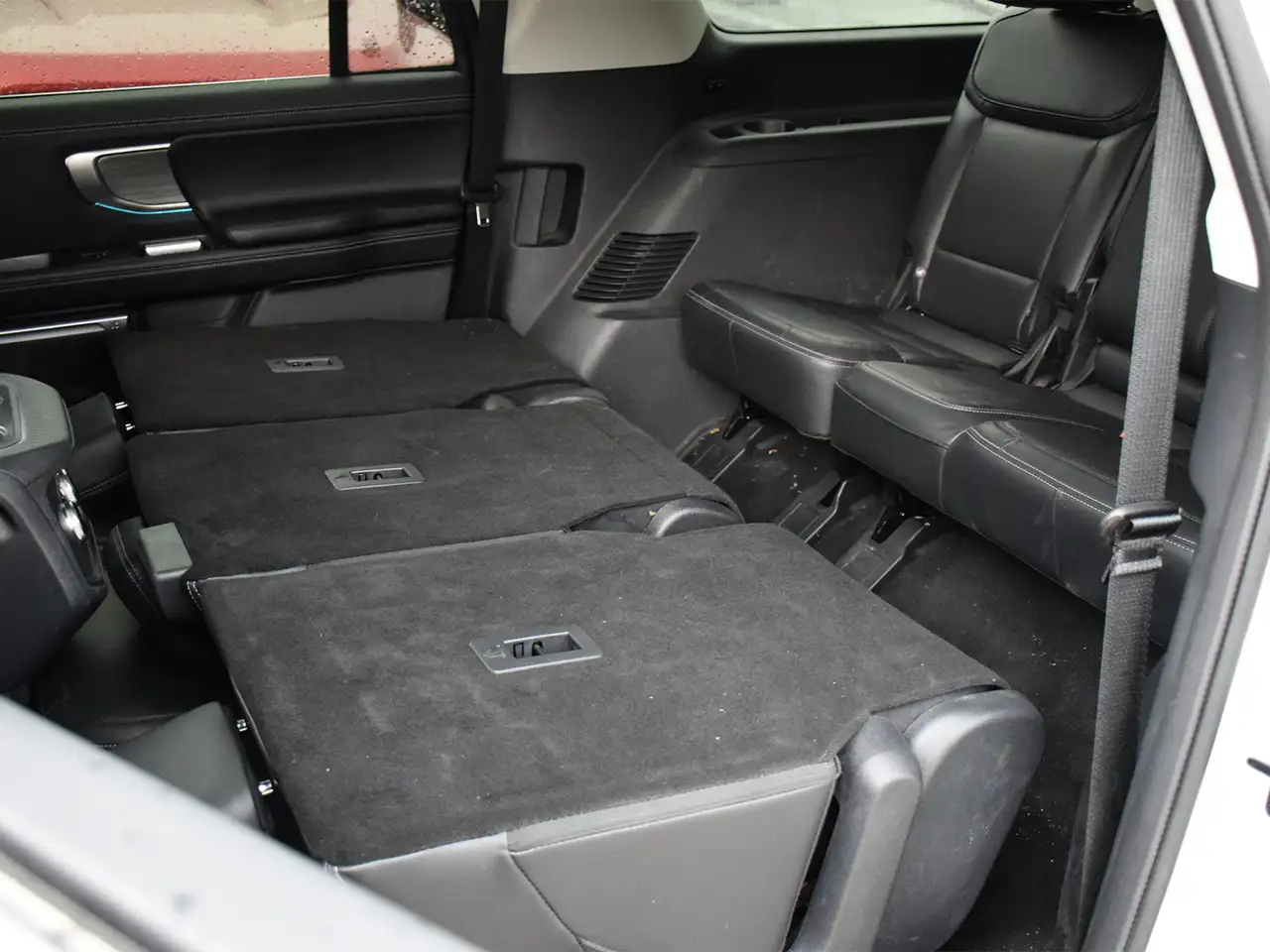 Ford Expedition снимка Ford Expedition