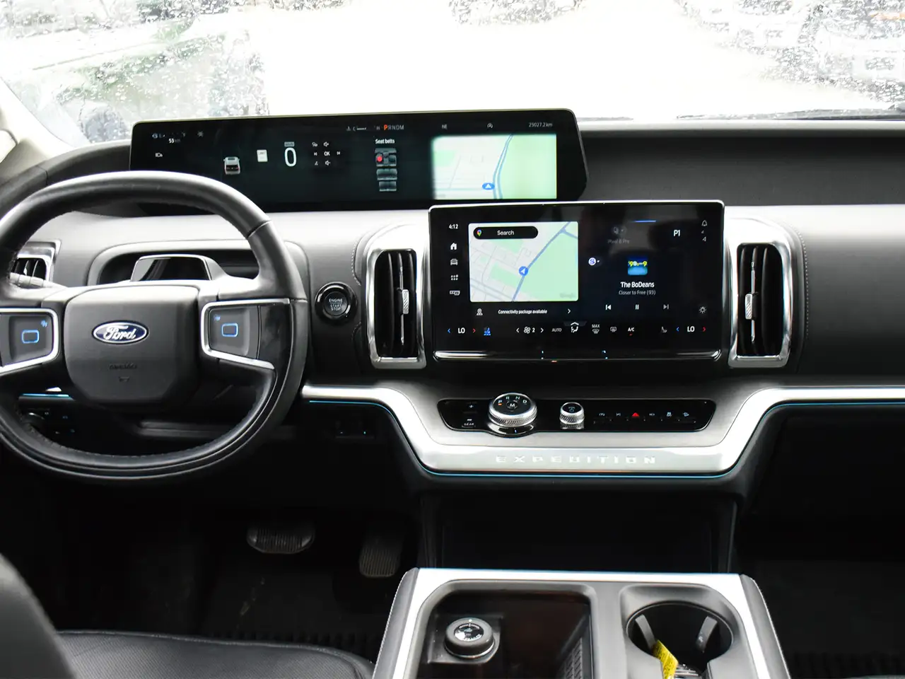 Ford Expedition снимка Ford Expedition