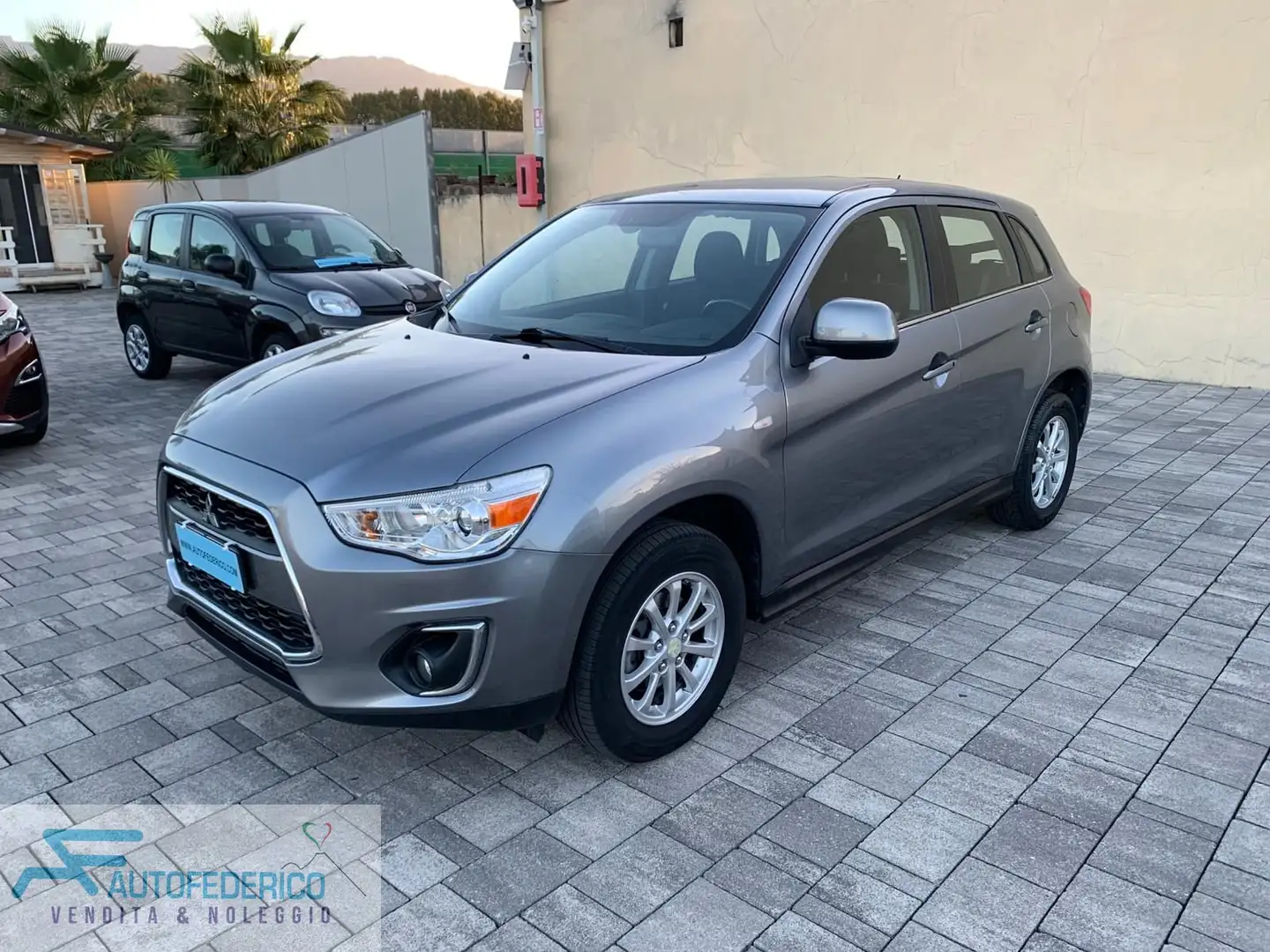 Mitsubishi ASX ASX 1.8 DI-D 116 CV 2WD Intense Panoramic UNICO P Gris - 1