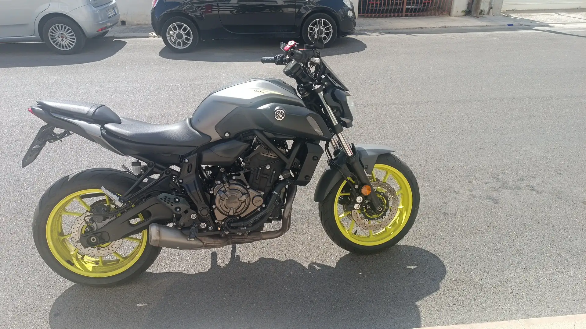 Yamaha MT-07 abs, black fluo Nero - 1