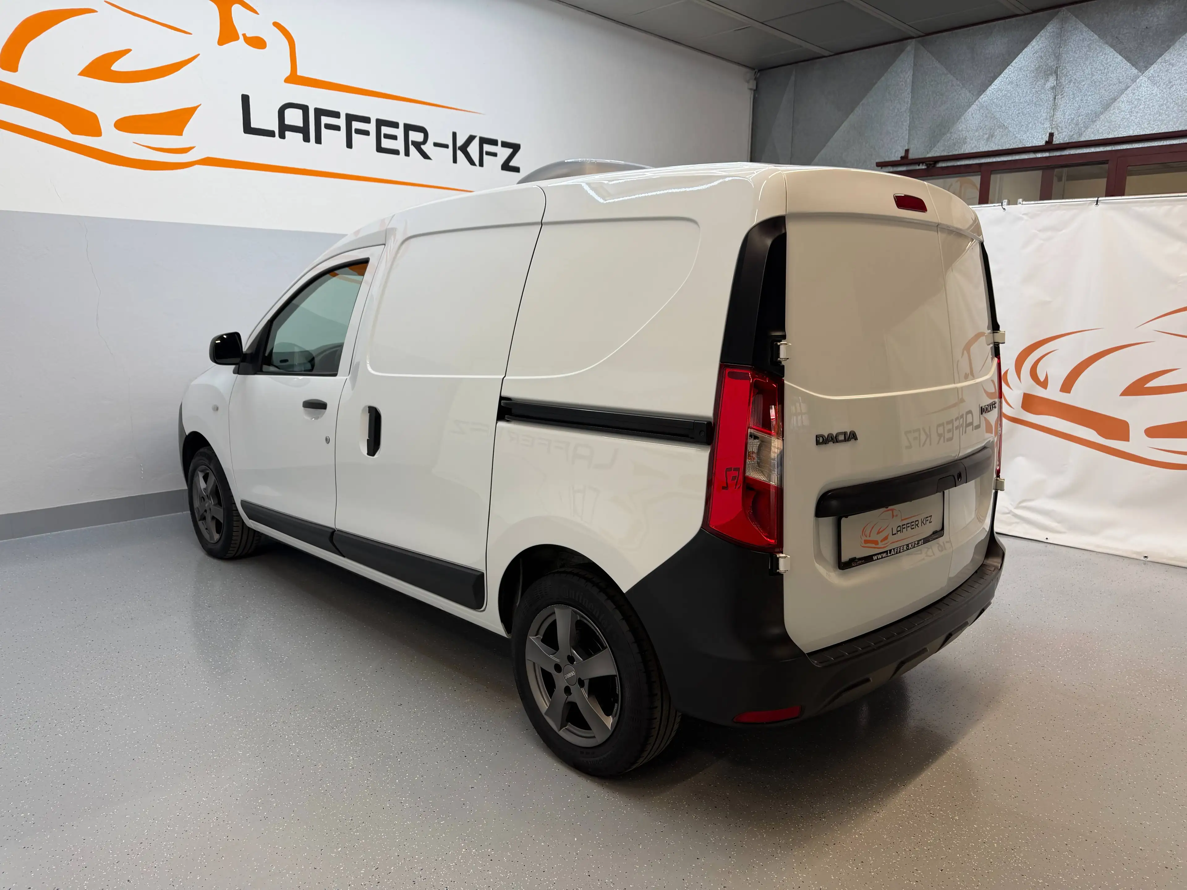 Dacia Dokker Comfort TCe 100 KLIMA BLUETOOTH — photo 11