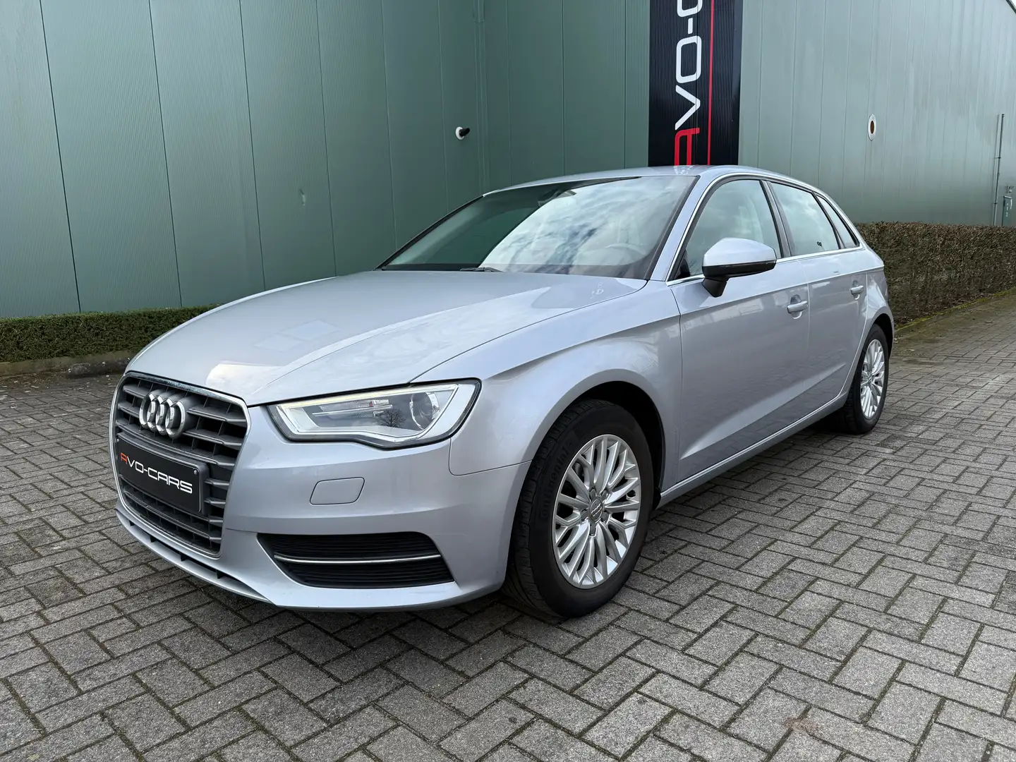 Audi A3 Sportback 1.4 TFSI S tronic 1°EIG - 64000 KM Grijs - 1