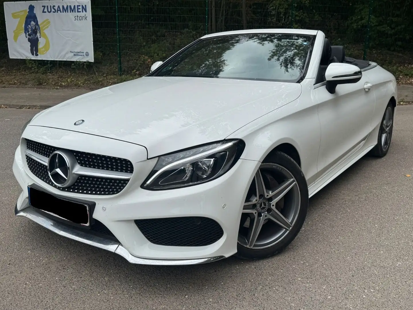 Mercedes-Benz C 180 Cabrio AMG 2HD NAVI AIRSCFT PDC LED Blanc - 1