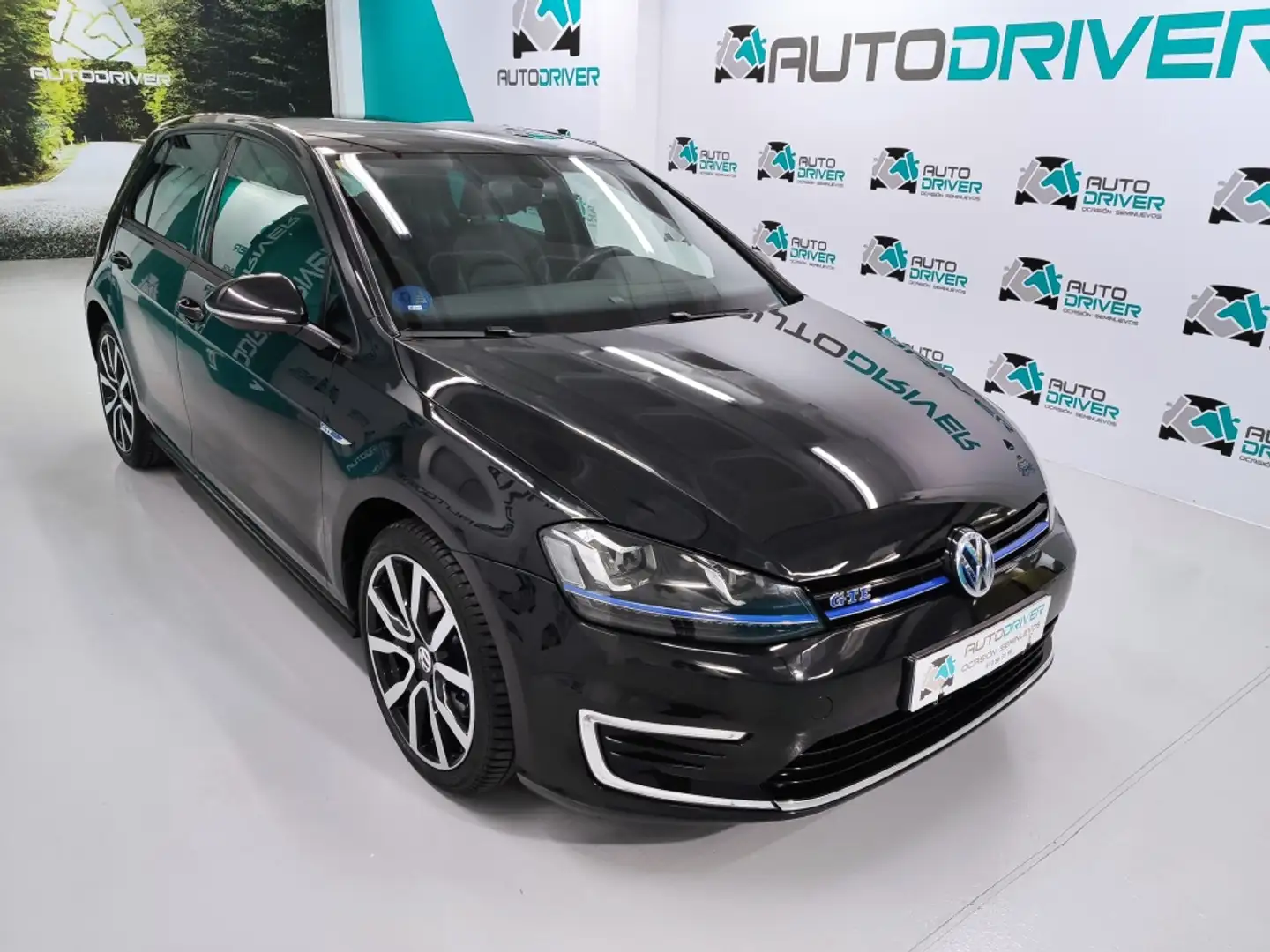 Volkswagen Golf GTE 1.4 TSI Grijs - 1