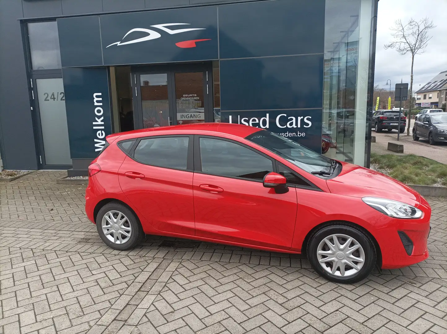 Ford Fiesta 1.1i Trend Rosso - 2