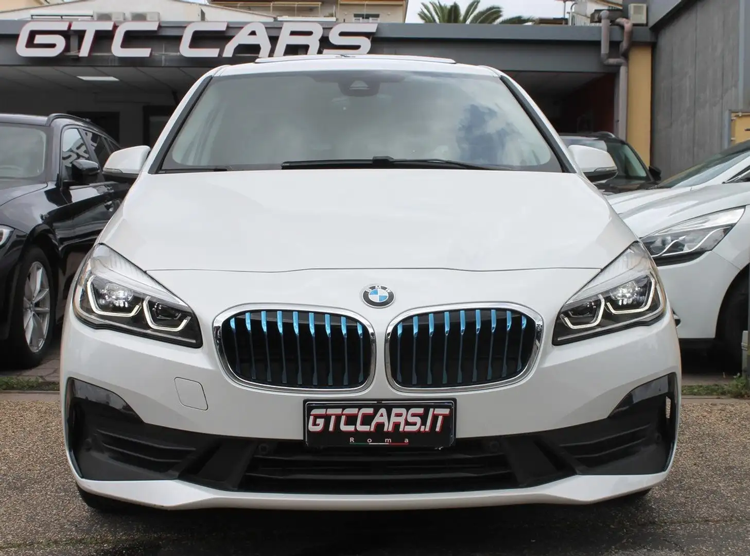BMW 225 XE FullLED Pelle Tetto NavPro CAM TAGLIANDI BMW Bílá - 2