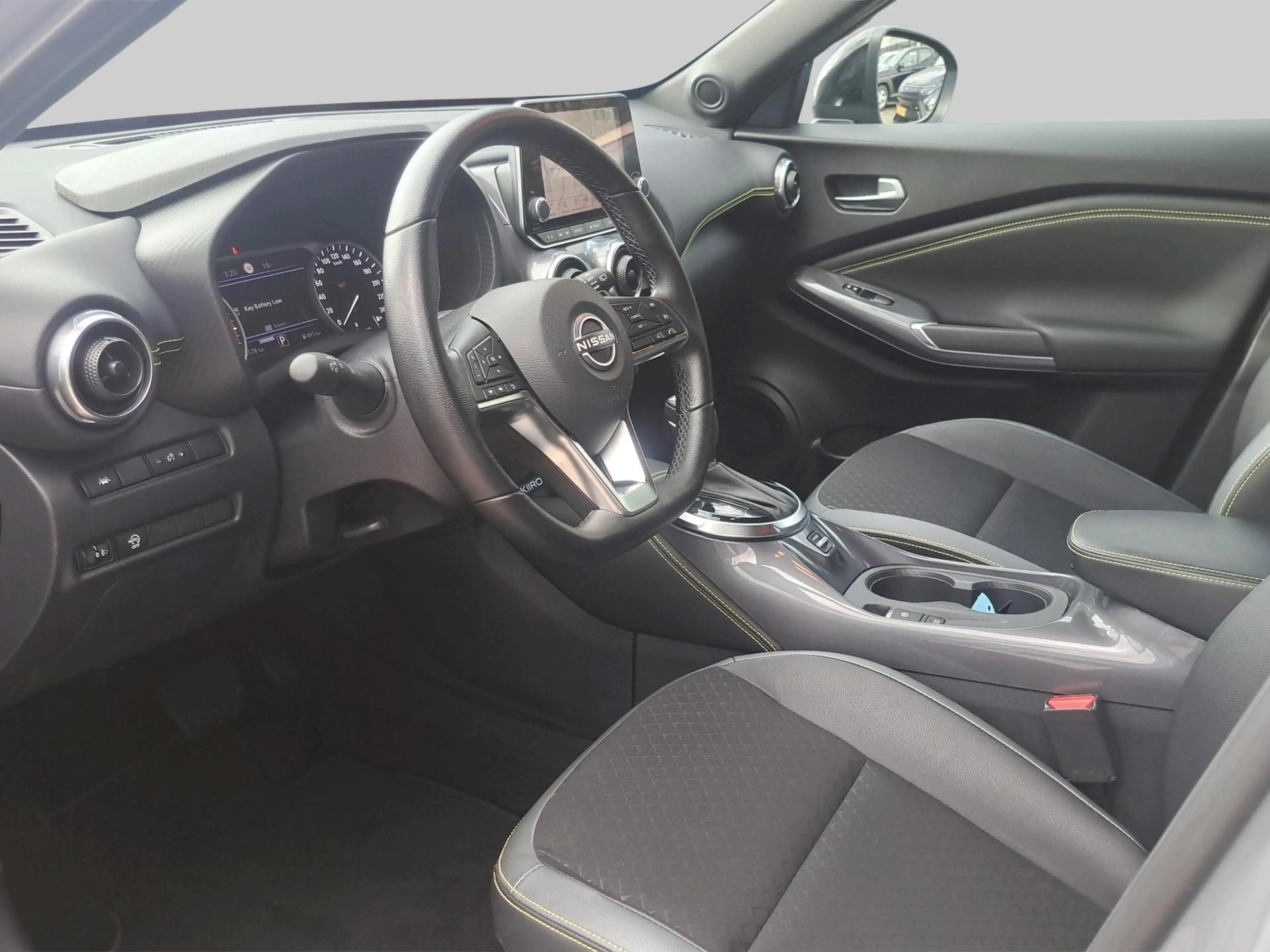 Nissan Juke 1.0 DIG-T Kiiro — photo 8