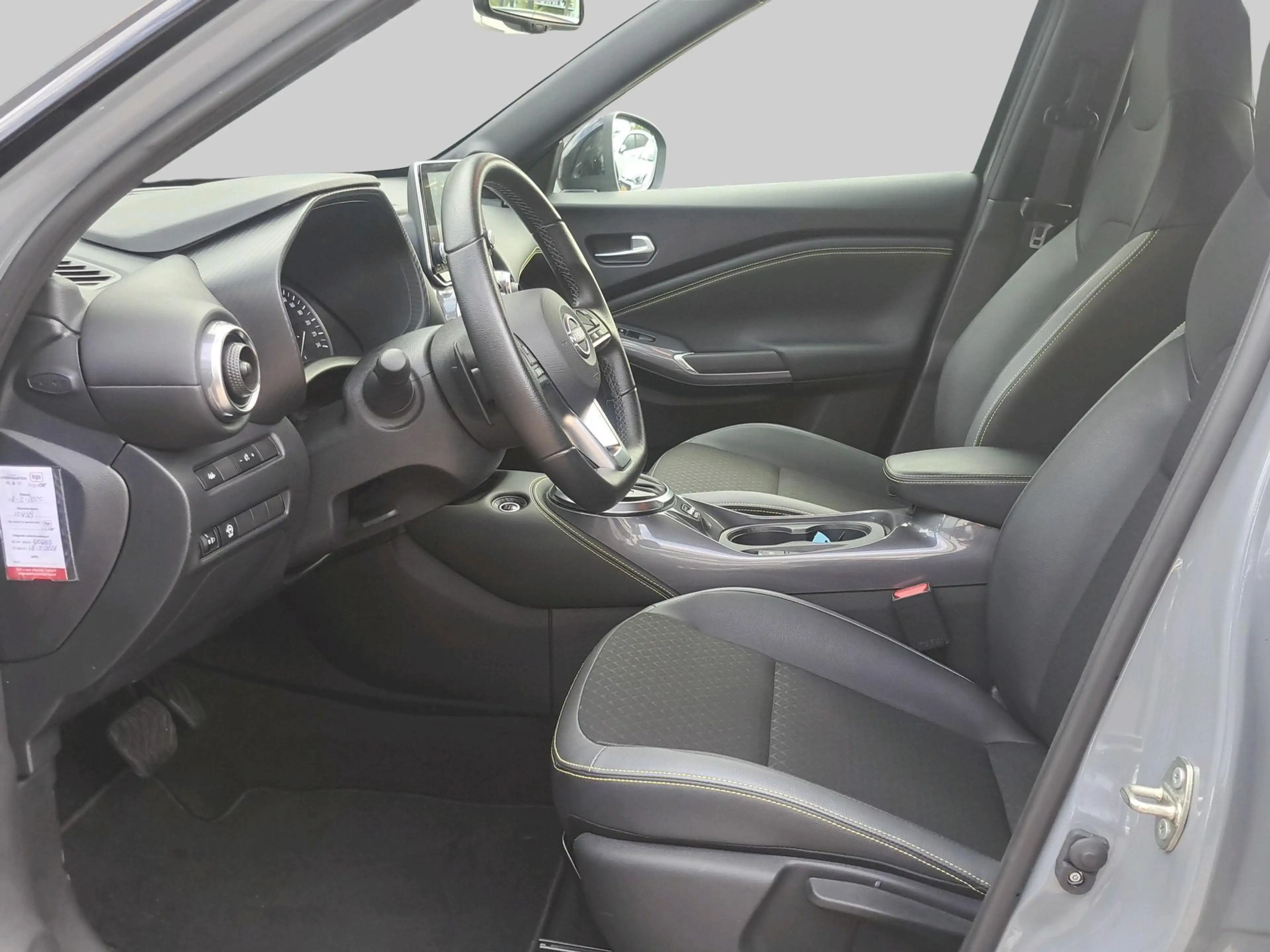 Nissan Juke 1.0 DIG-T Kiiro — photo 13