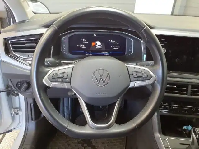 Volkswagen Polo view 7