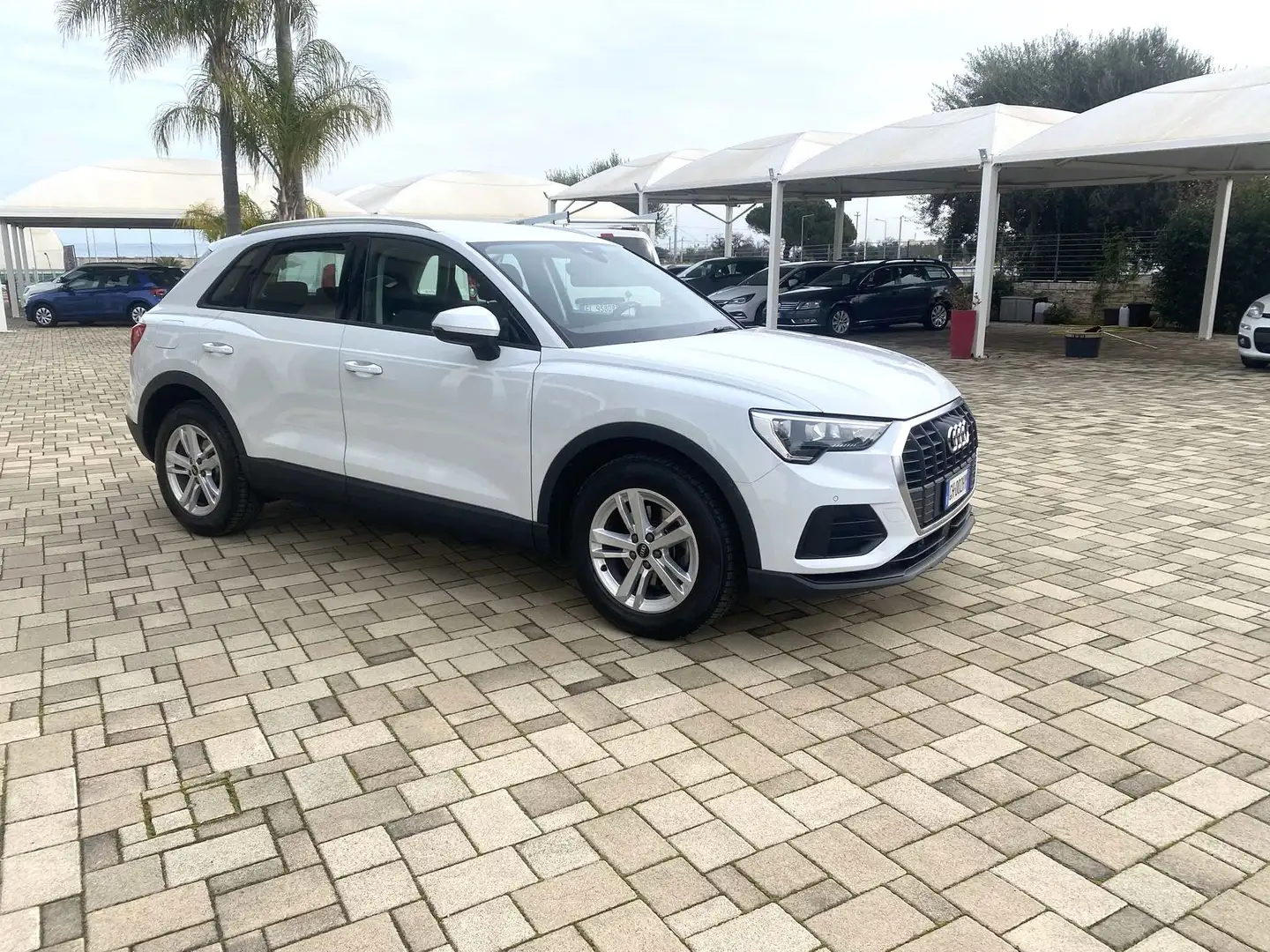 Audi Q3 Q3 35 2.0 tdi Business s-tronic Bianco - 2