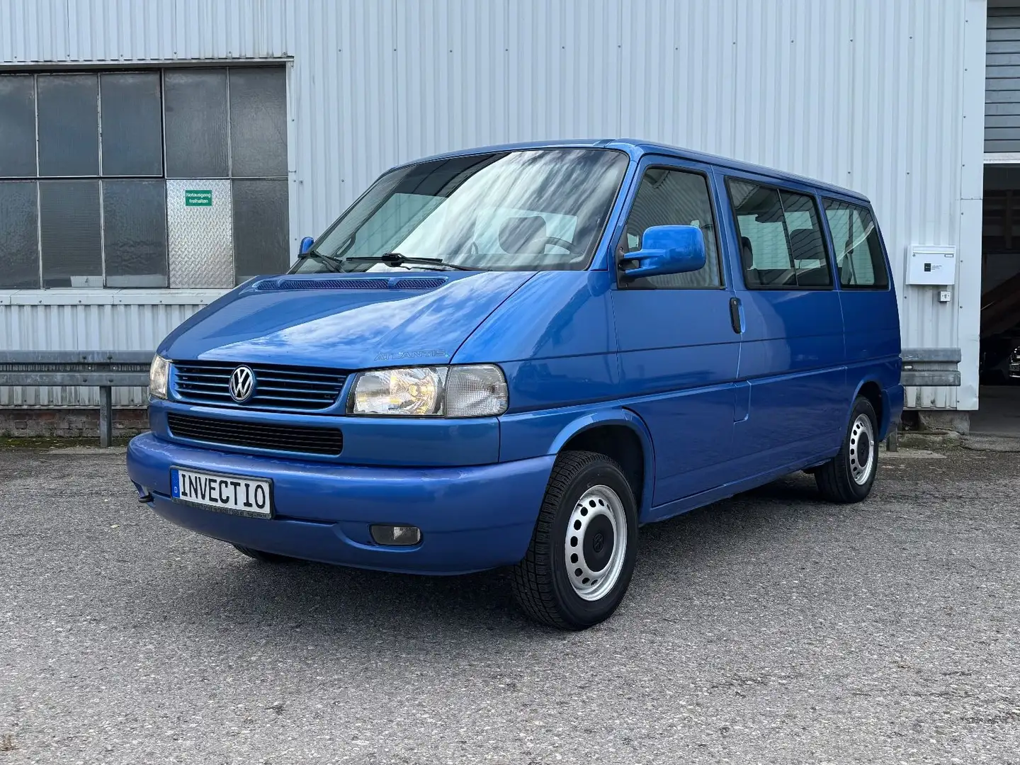 Volkswagen T4 Multivan Atlantis 1. Hand 3 Zonen Klima Blau - 1