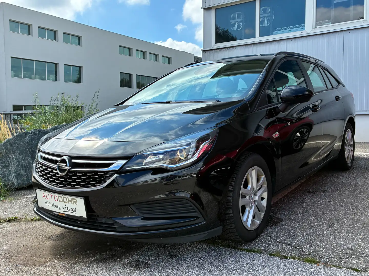Opel Astra Astra ST 1,6 CDTI Edition Aut. Edition Schwarz - 2