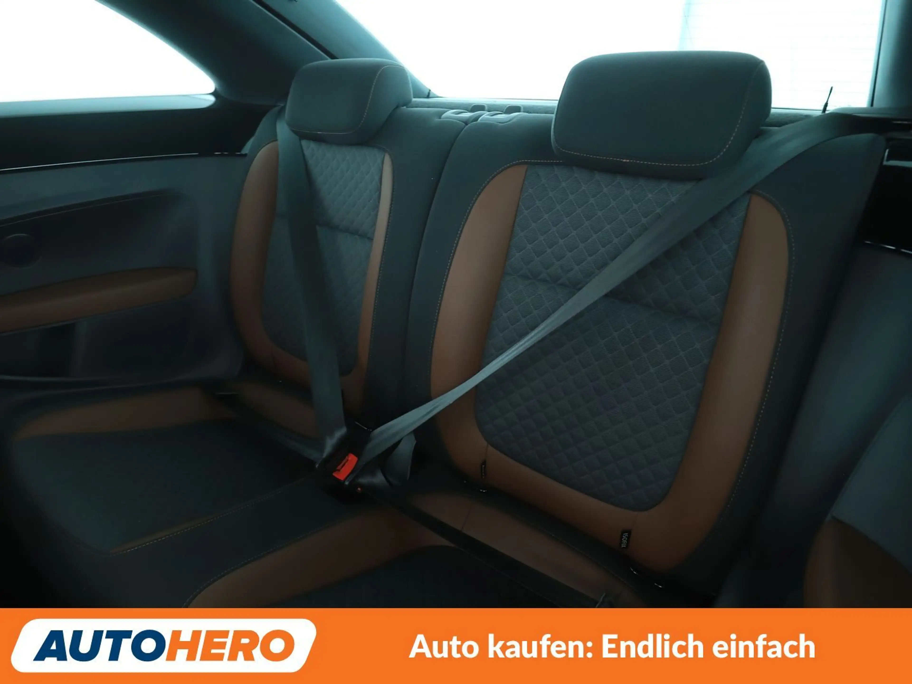 Volkswagen Beetle 2.0 TDI Allstar BMT Aut.*NAVI*TEMPO*PDC* — photo 14