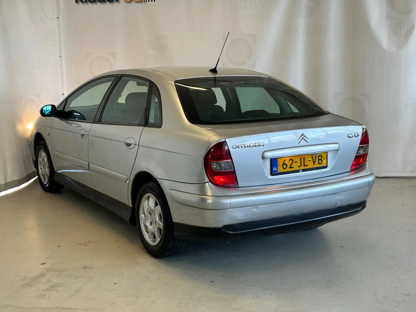 Citroen C5 2.0-16V Ligne Prestige|AUTOMAAT|NAP|VELGEN|ELEK RA Gris - 2