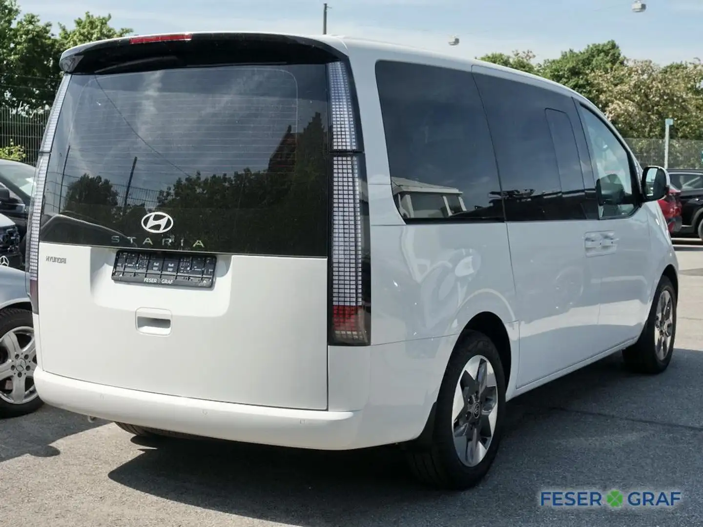 Hyundai STARIA PRIME PANO 360° CAM. SHZ LHZ KLIMA LEDER Blanco - 2