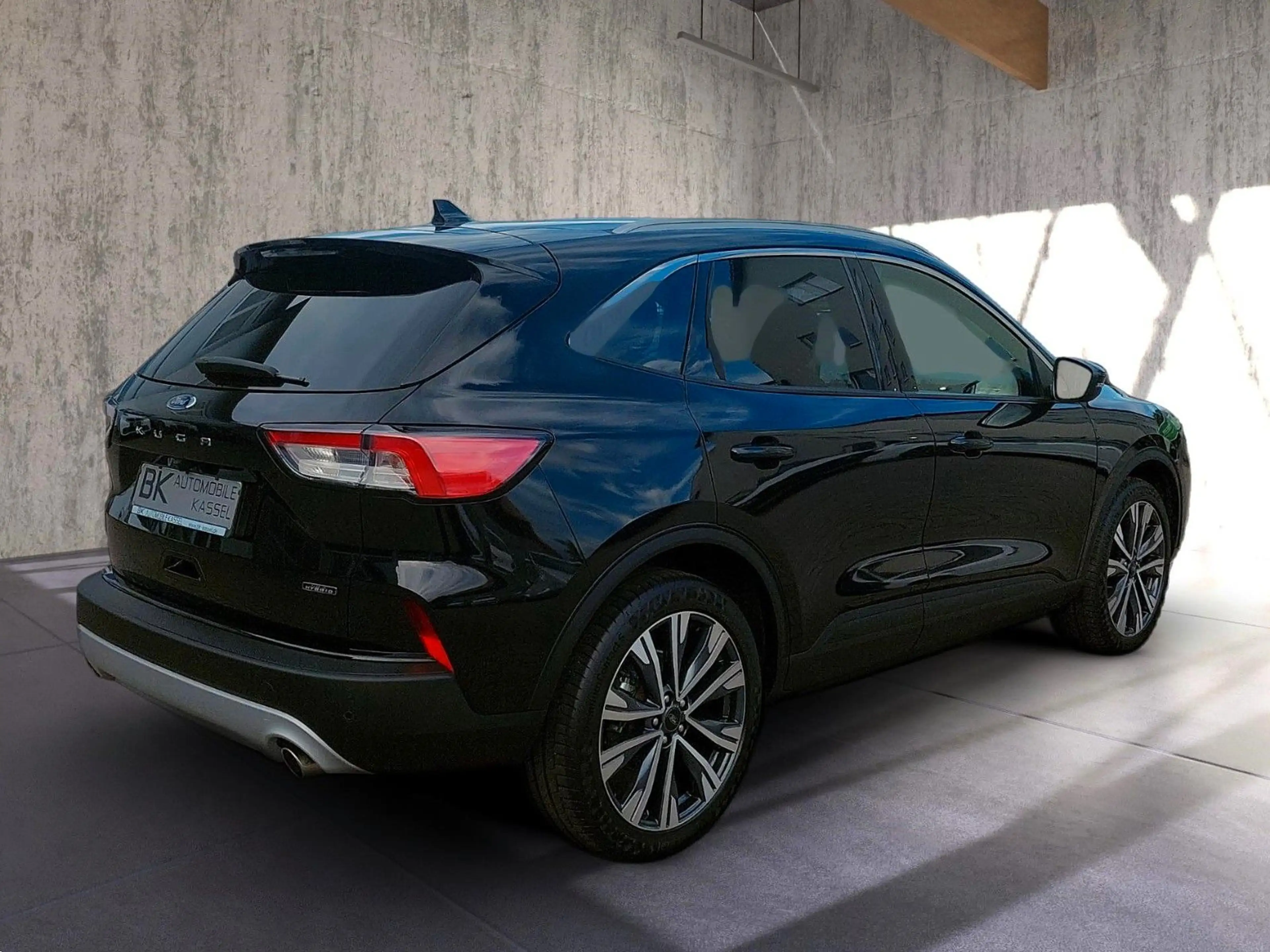 Ford Kuga 2.5 Plug-InHyb. Titanium X|LED|NAVI|AHK|B&O — photo 5