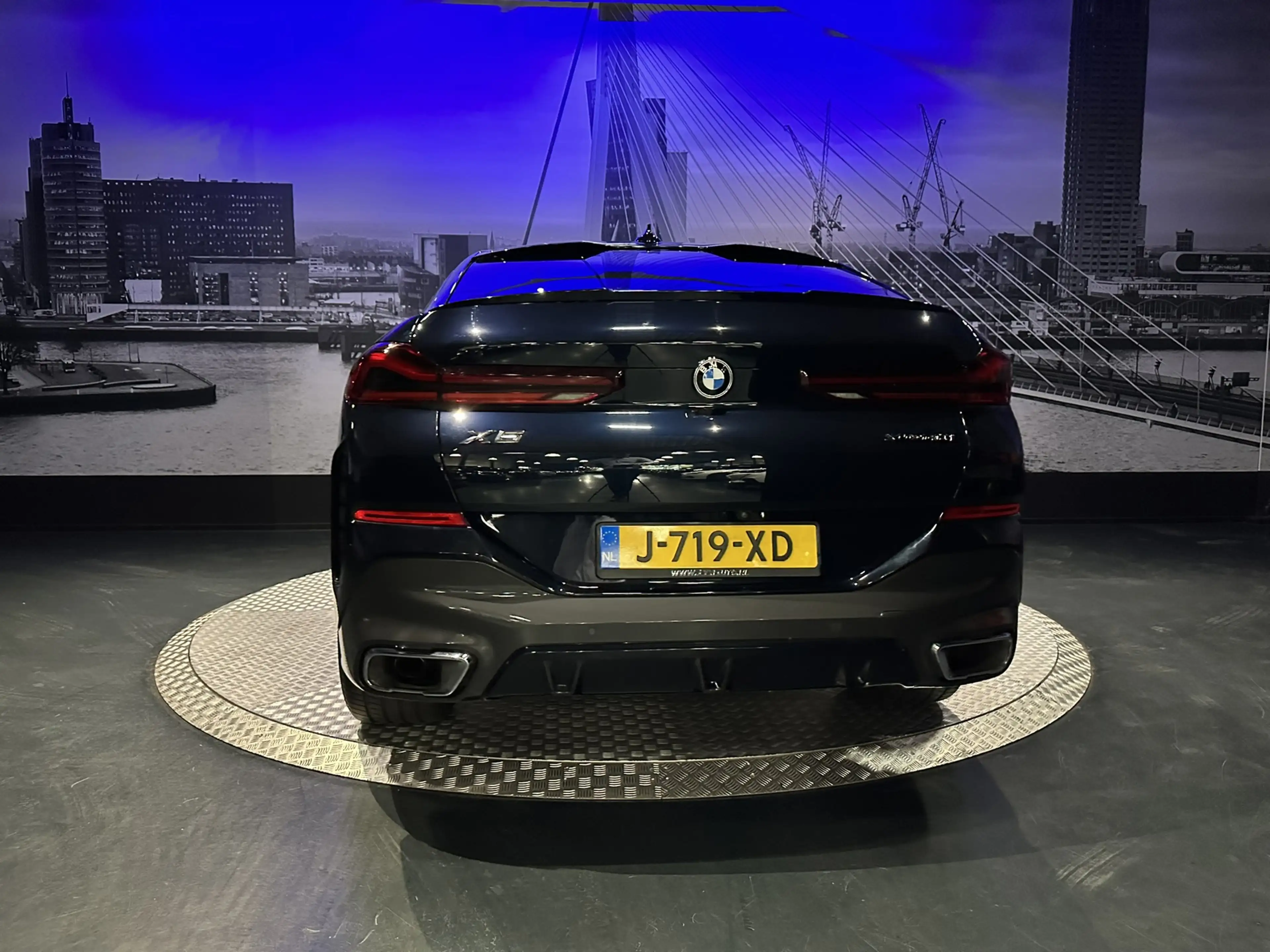 BMW X6 XDrive40i High Executive M-Sport*Pano*ProPilot*Tre — photo 11