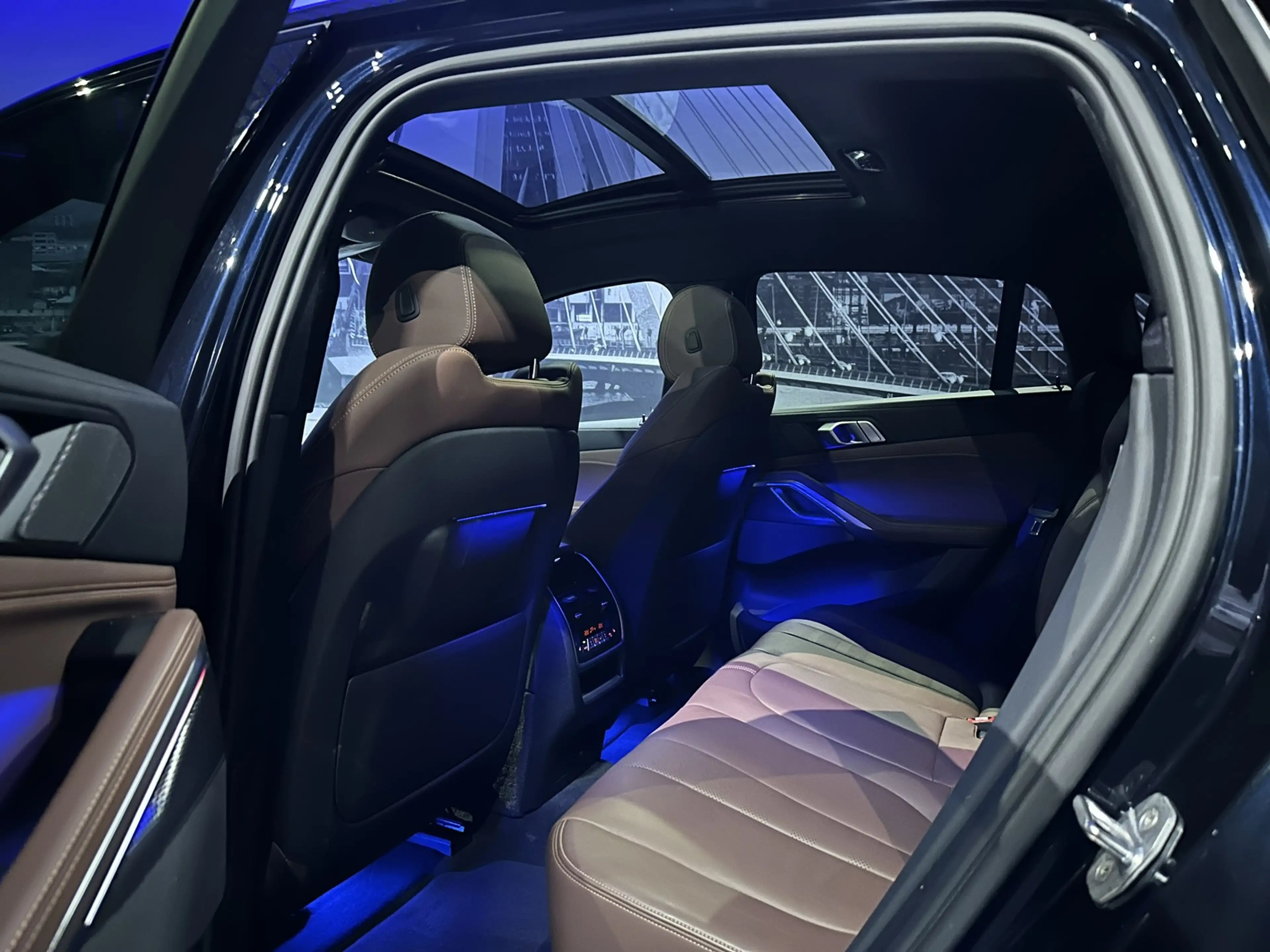 BMW X6 XDrive40i High Executive M-Sport*Pano*ProPilot*Tre — photo 28
