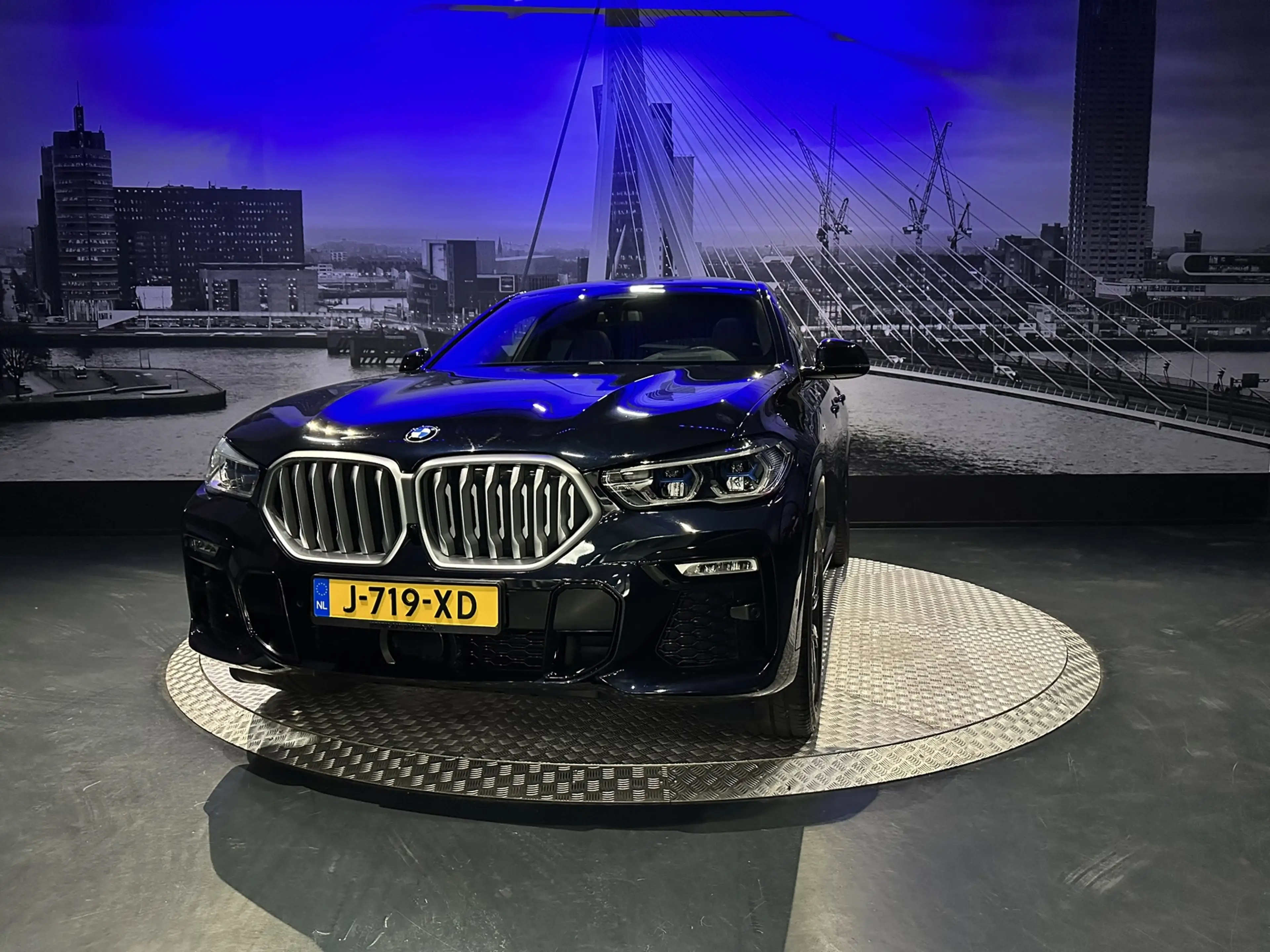 BMW X6 XDrive40i High Executive M-Sport*Pano*ProPilot*Tre — photo 6