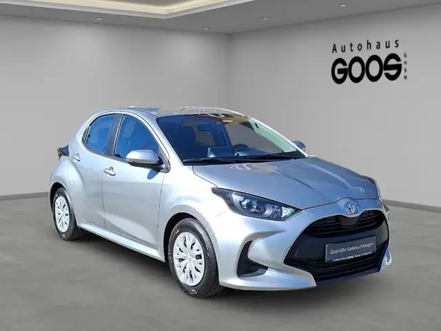 Toyota Yaris view 7