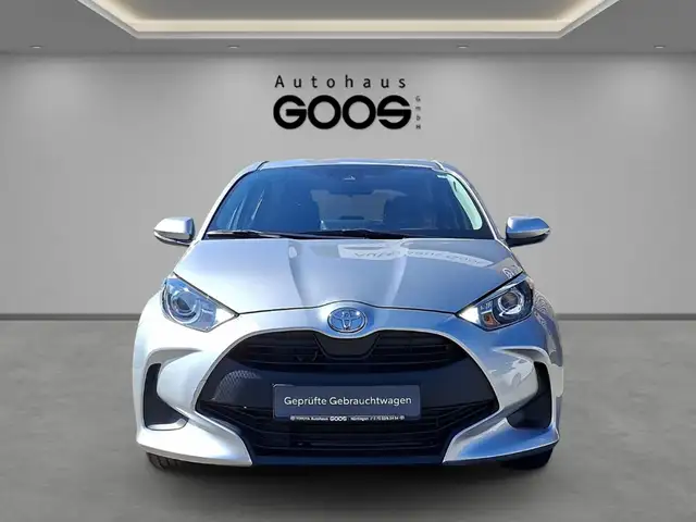 Toyota Yaris view 8