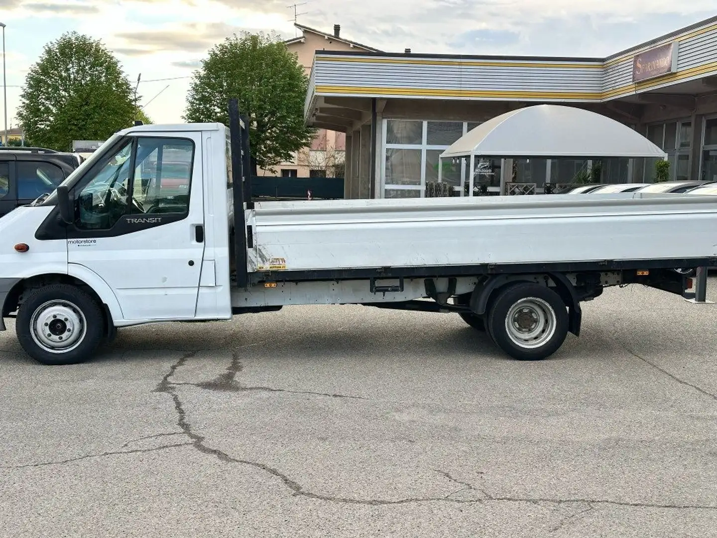 Ford Transit 350L 2.4 TDCi/115 PL-RG Cabinato Weiß - 2