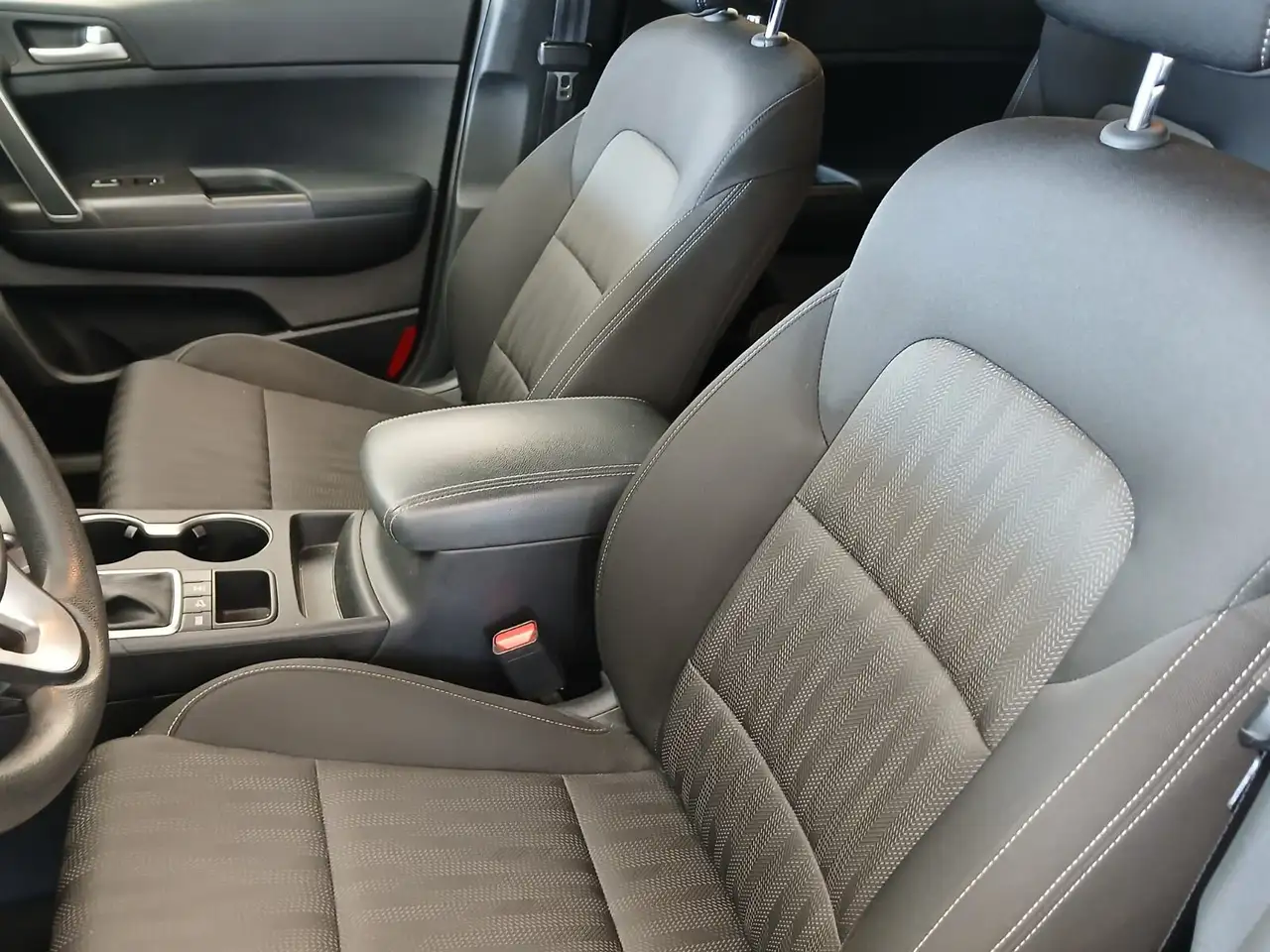 Kia Sportage снимка Kia Sportage