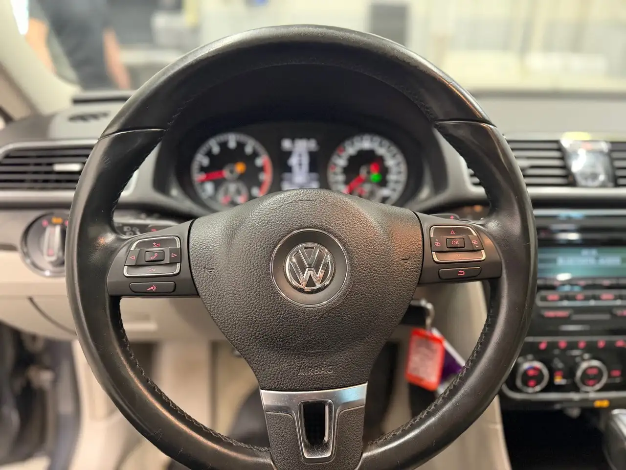 Volkswagen Passat снимка Volkswagen Passat
