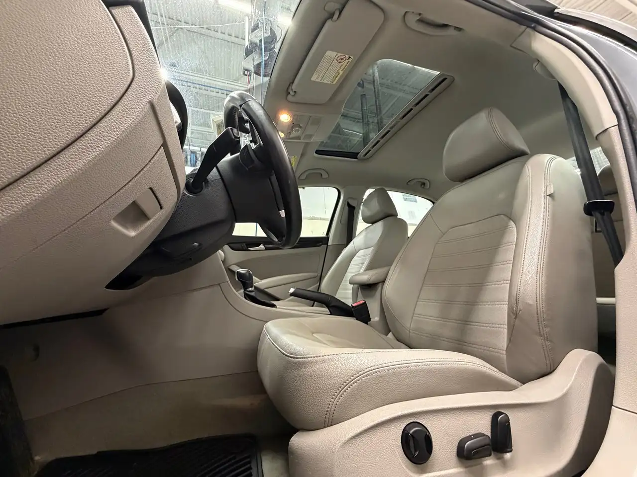 Volkswagen Passat снимка Volkswagen Passat